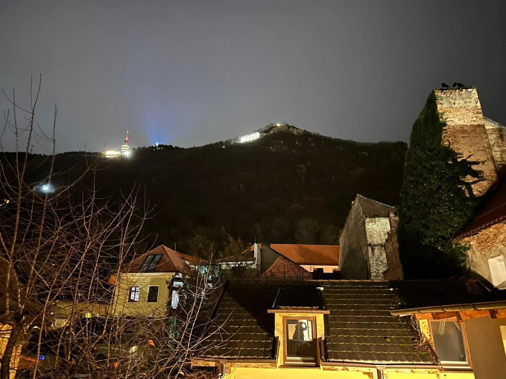 Property building in ALBERT RESIDENCE Brasov with complimentary parking off site