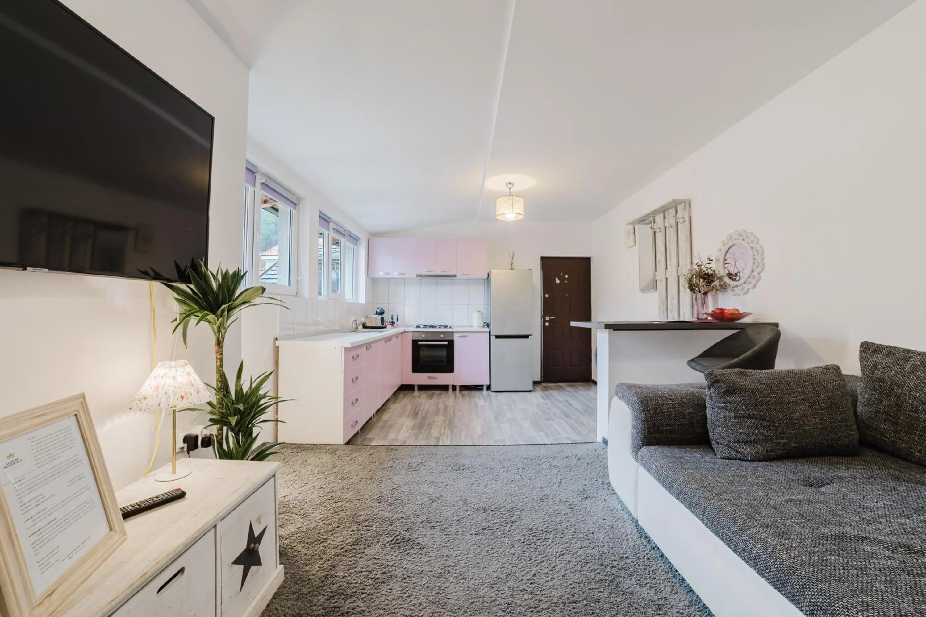 TV and multimedia in ALBERT RESIDENCE Brasov with complimentary parking off site