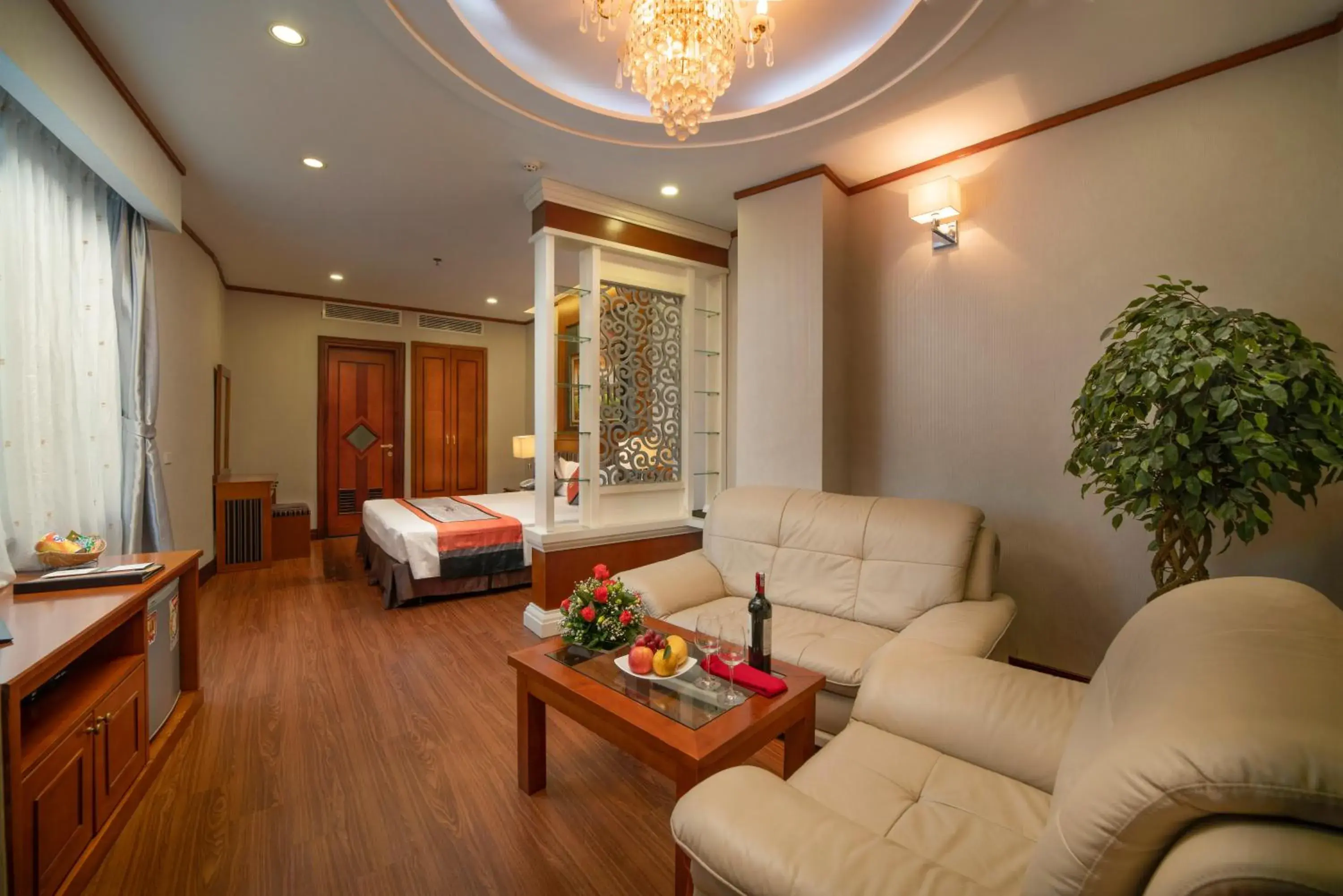 Suite in Hanoi Larosa Hotel Suite in Hanoi Larosa Hotel