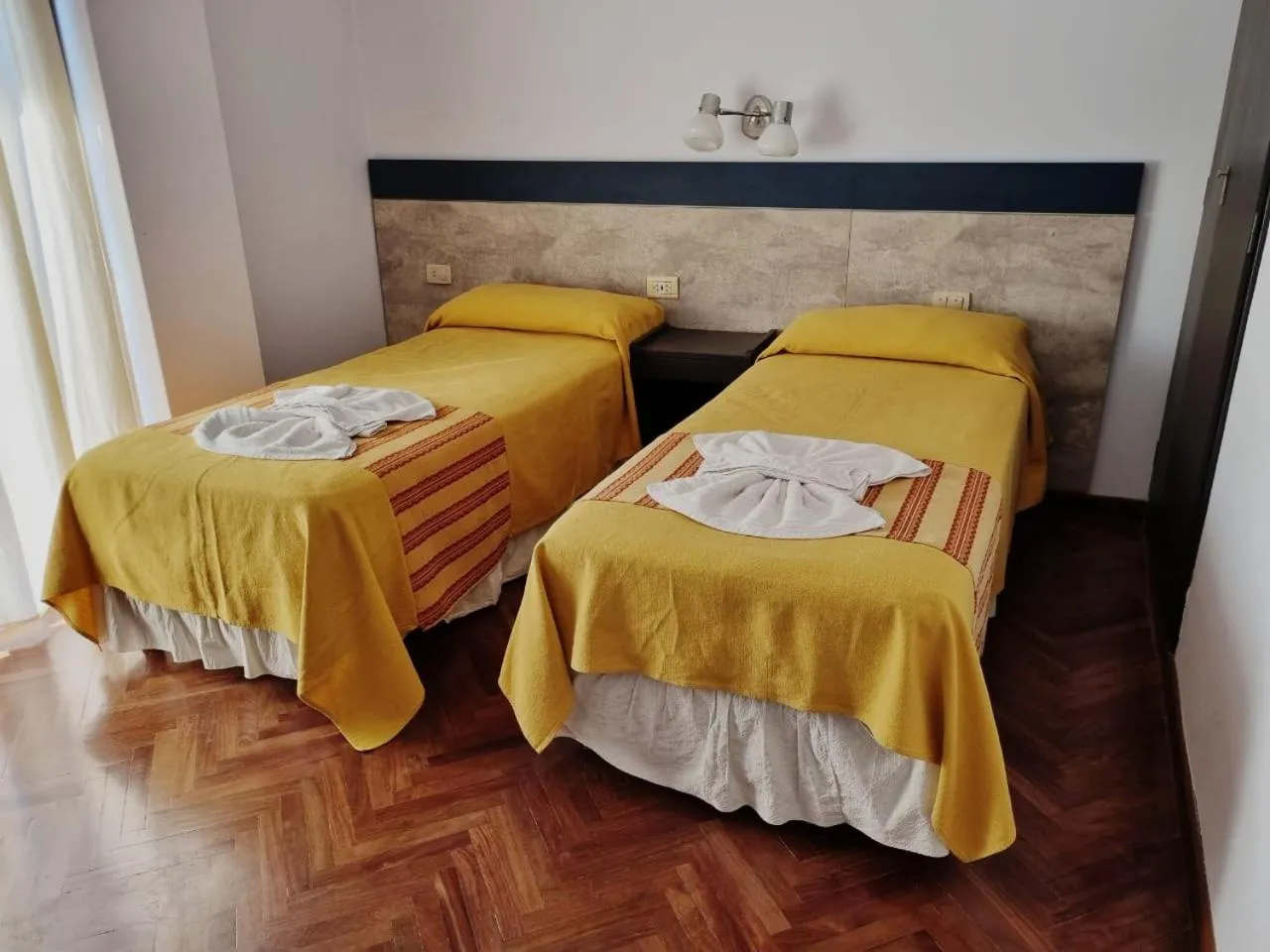 Bedroom, Bed in Crystal Hotel