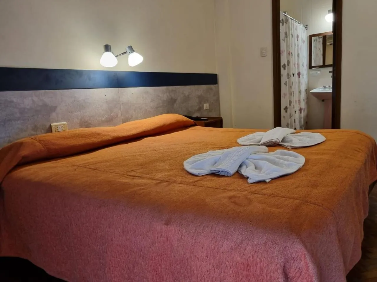 Bedroom, Bed in Crystal Hotel