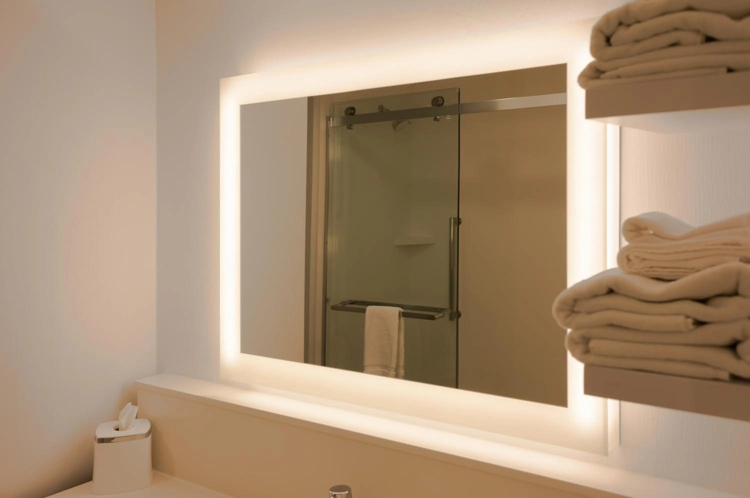 Bathroom in Snoqualmie Inn by Hotel America
