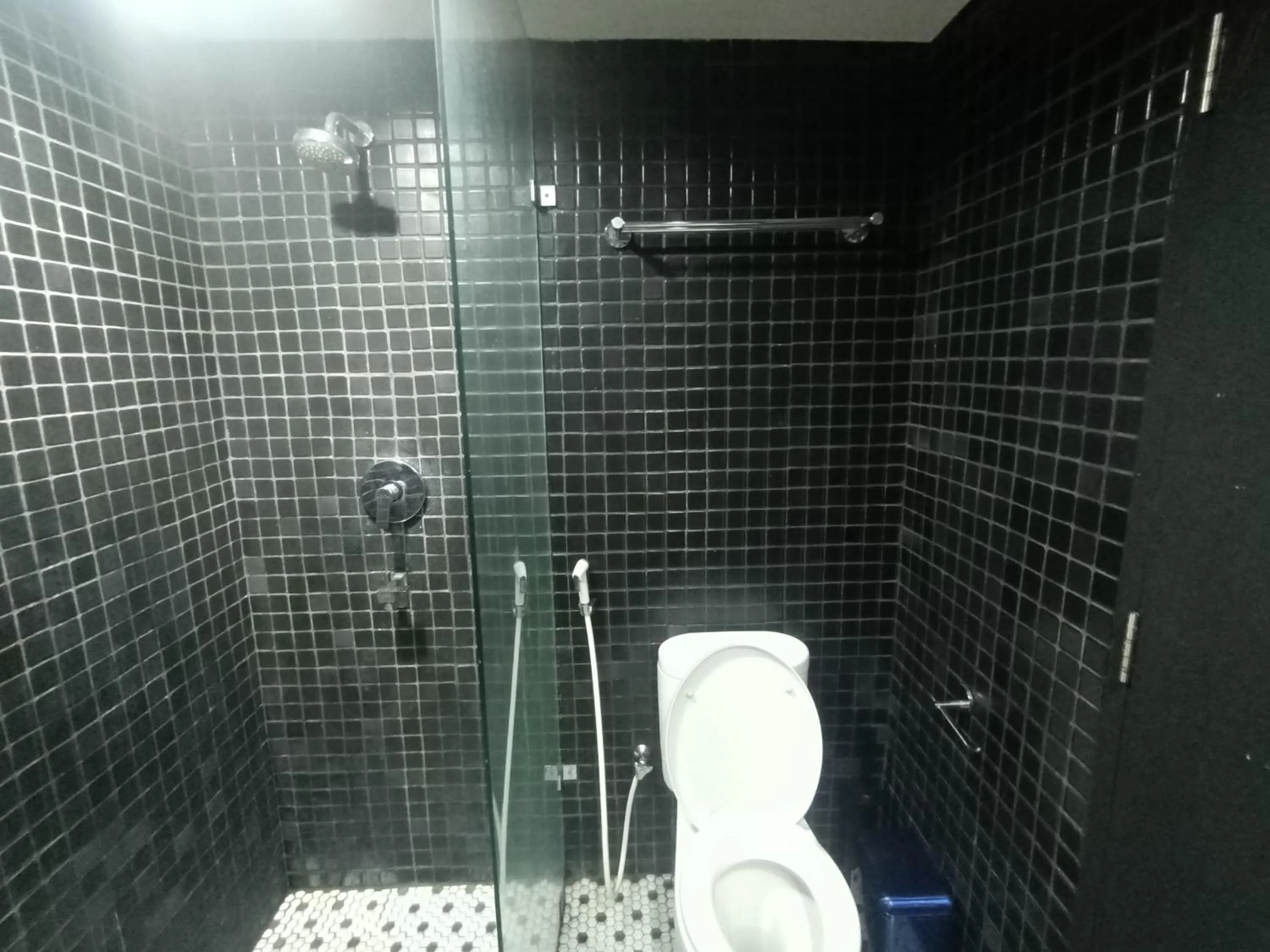 Cozy The H Residence Cawang by Bonzela Property