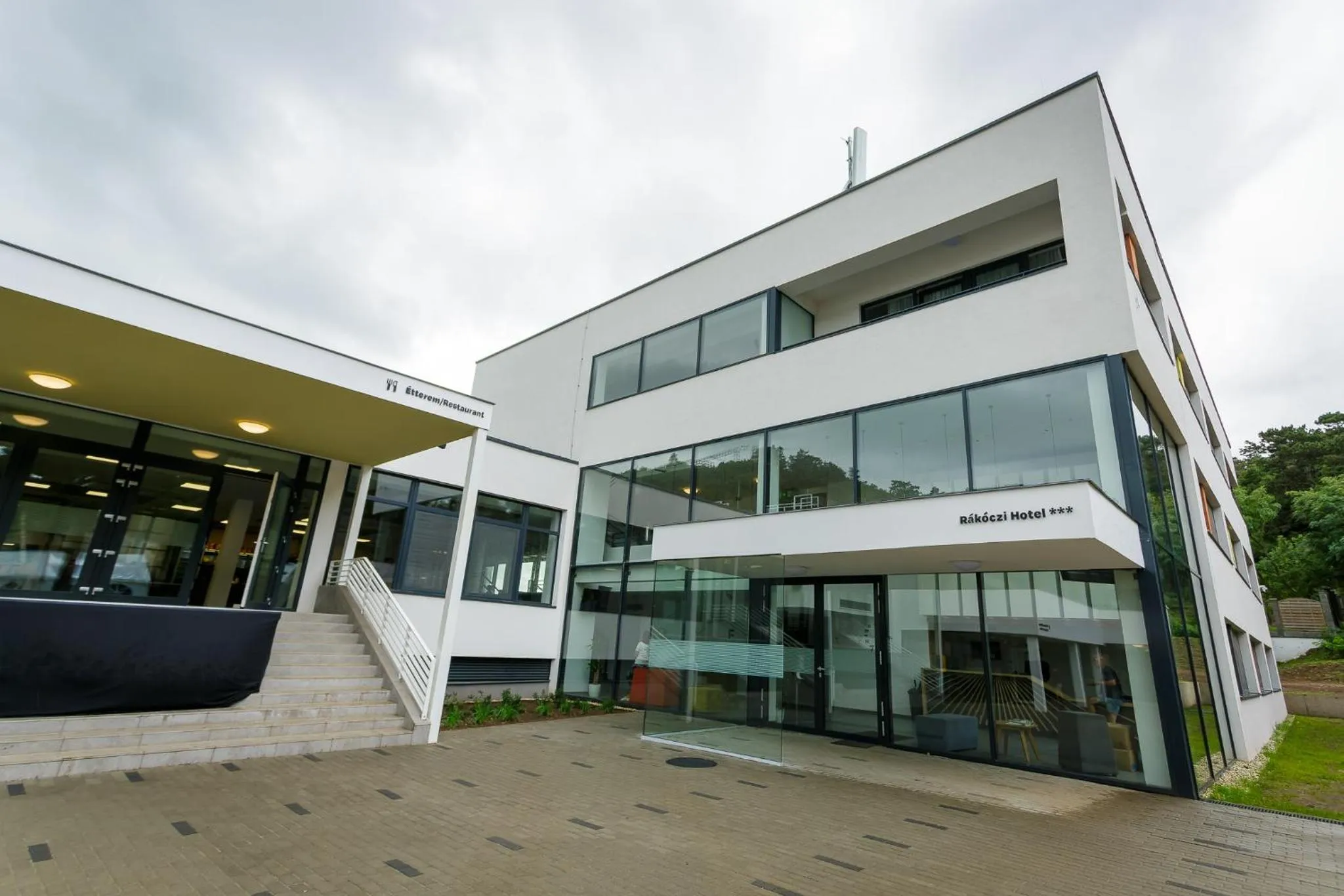 Property building in Rákóczi Hotel, Tábor és Rendezvényközpont