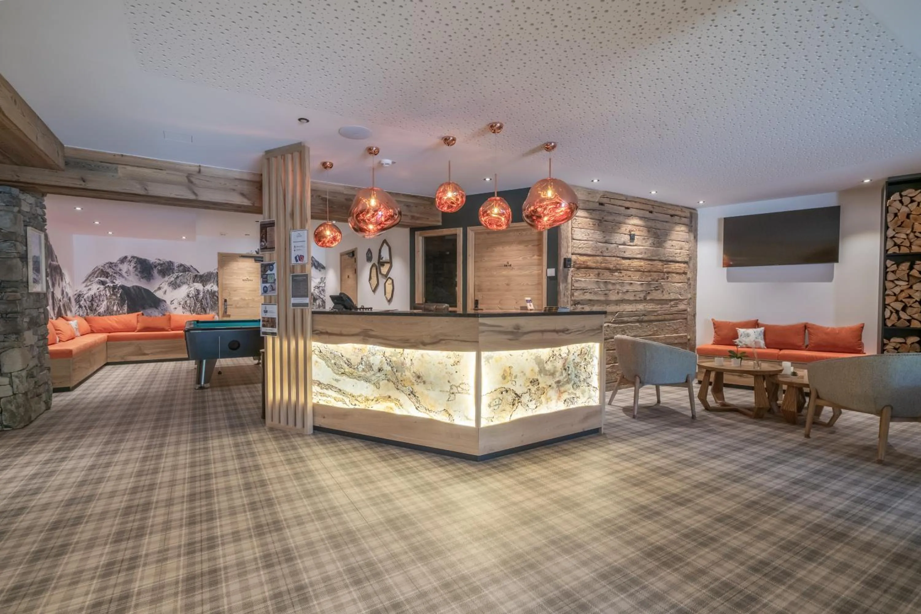 Lobby or reception in Chalet Hotel Yeti