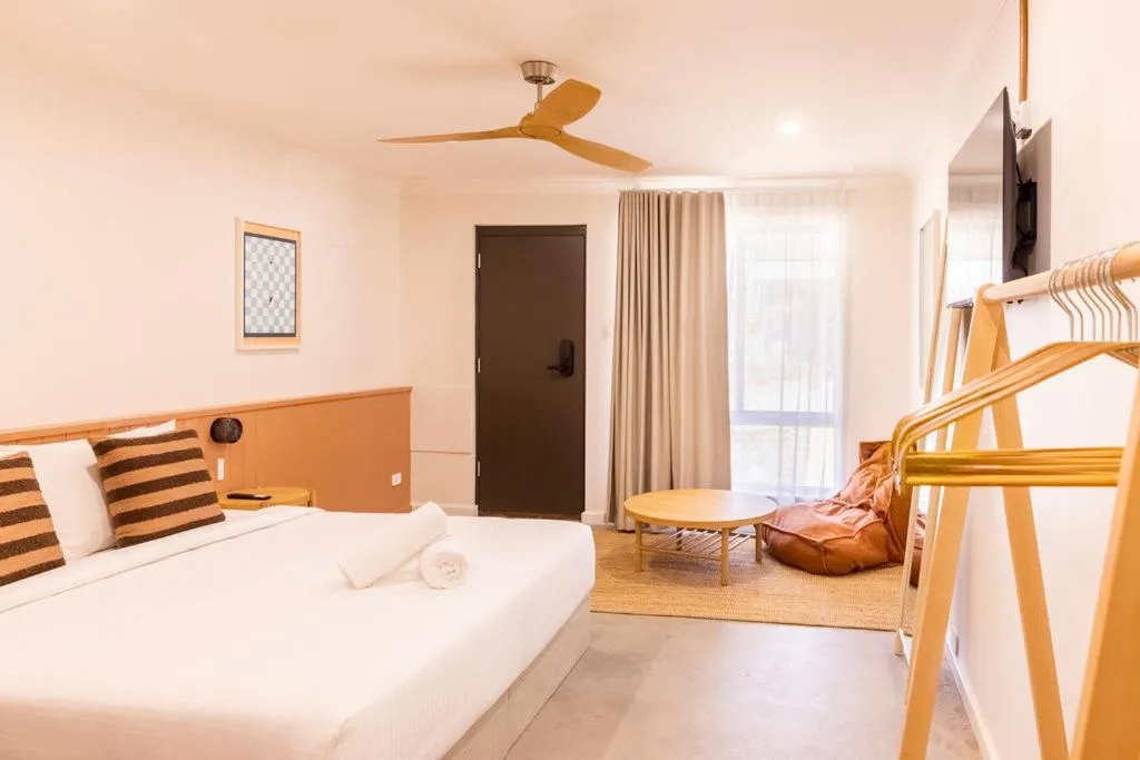 Bed in The Lodge At The Denmark Hotel