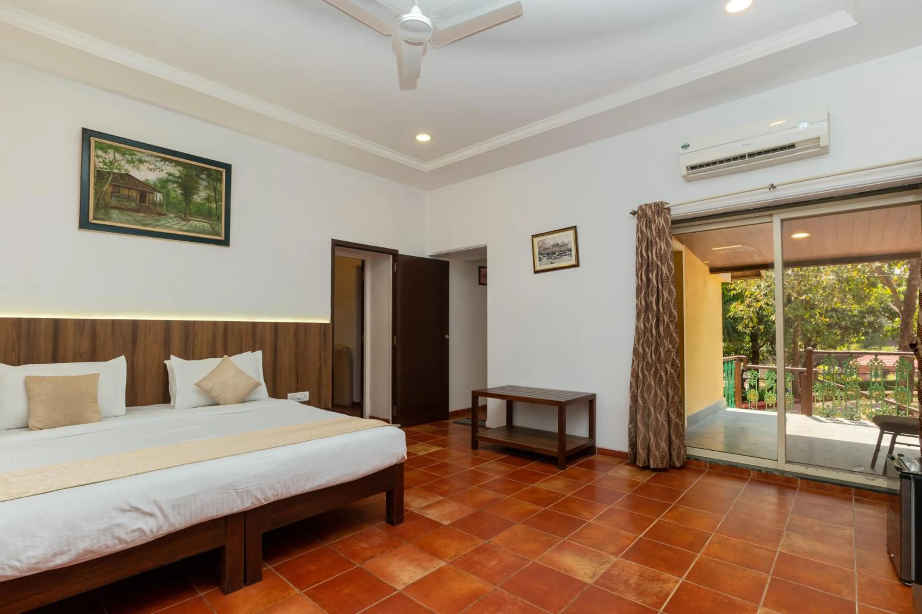 Photo of the whole room, Bed in Zaras Resort Khandala