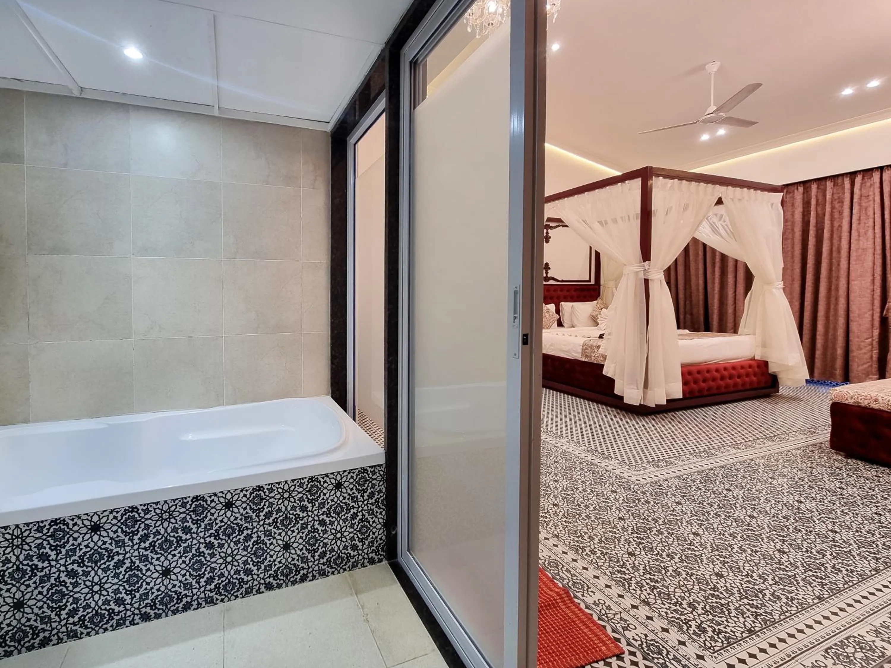 Bathroom, Bed in Zaras Resort Khandala