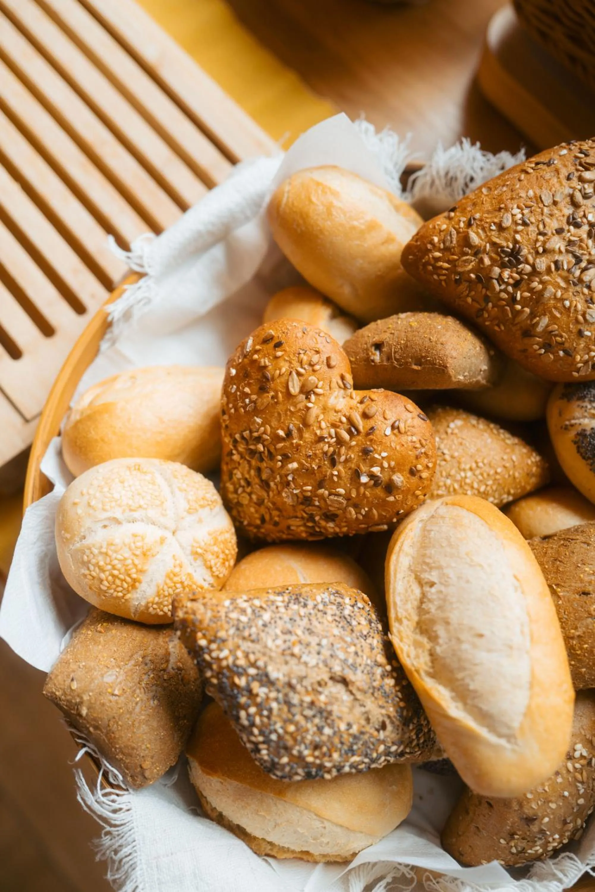 Breakfast in Hotel Poellners 20 min von München Hbf