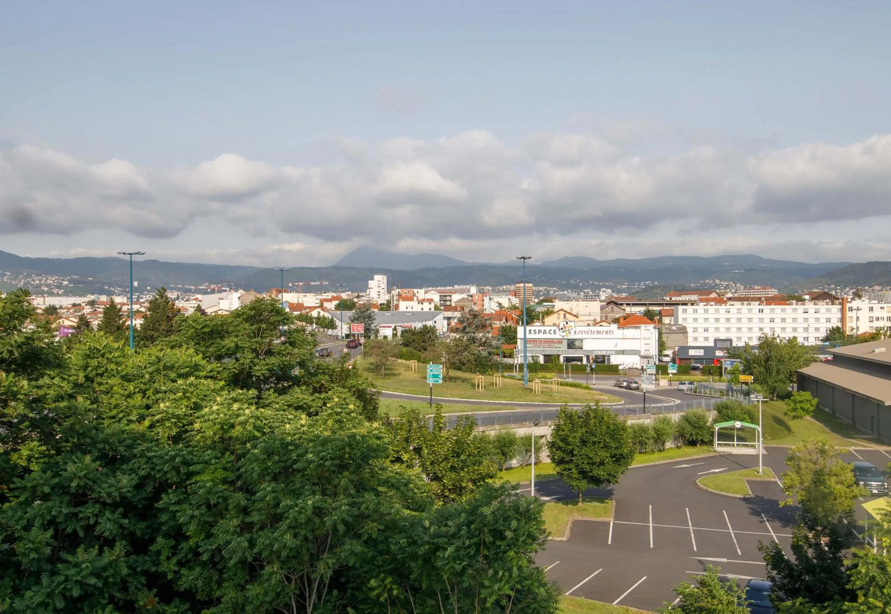 City view in B&B HOTEL Clermont-Ferrand A71-A75 La Méridienne