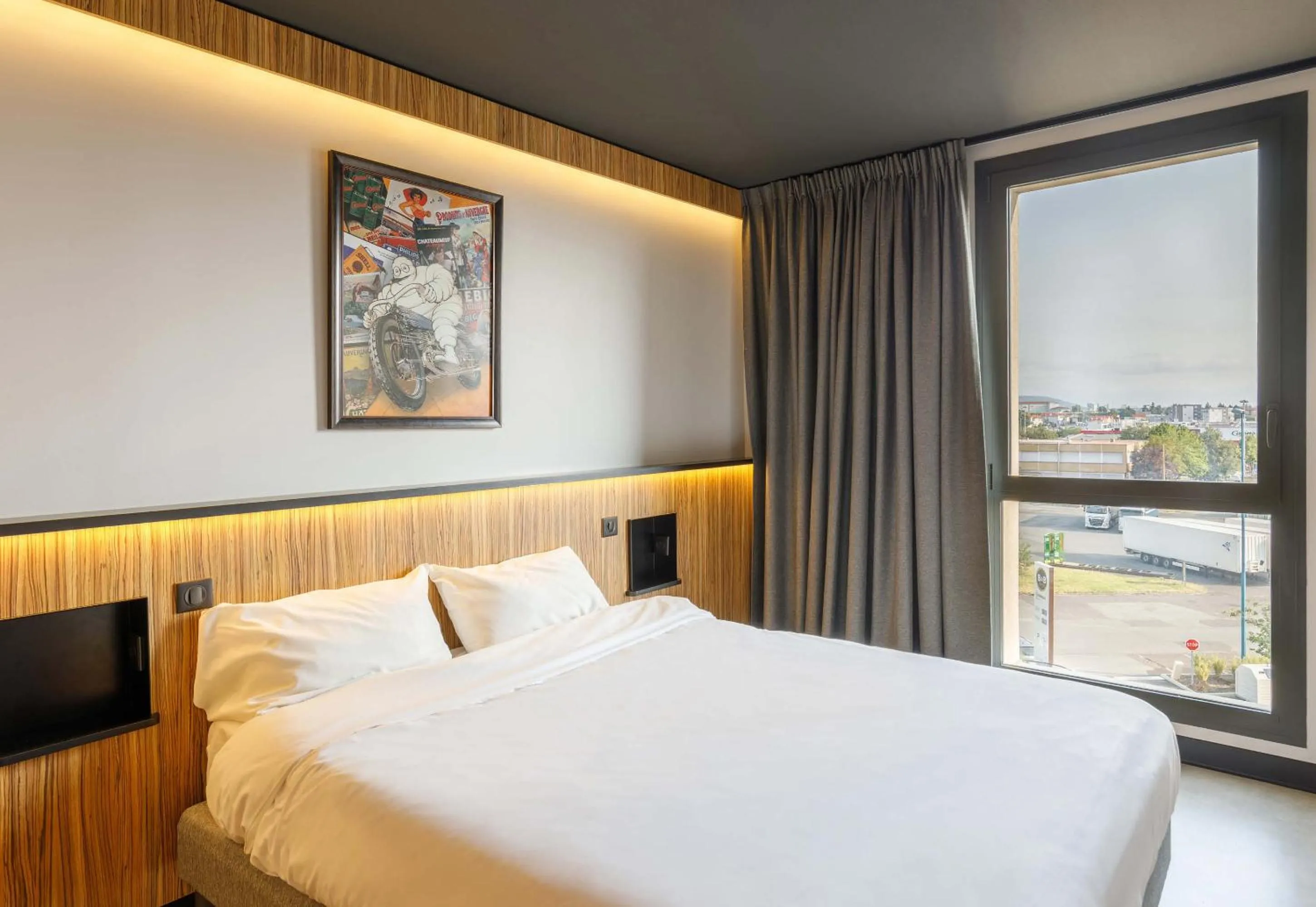 Bedroom, Bed in B&B HOTEL Clermont-Ferrand A71-A75 La Méridienne