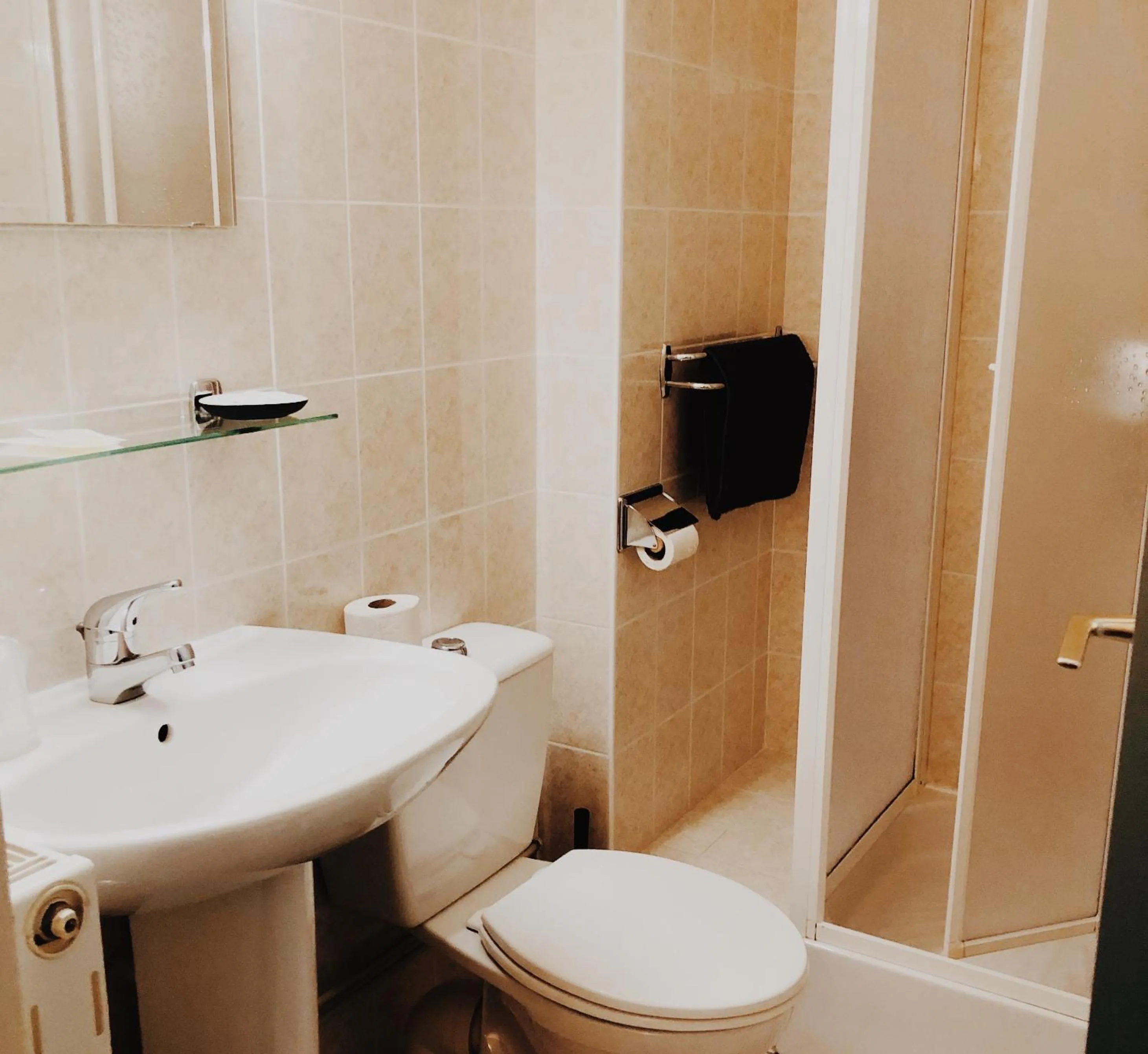 Shower in L'Escoundillou