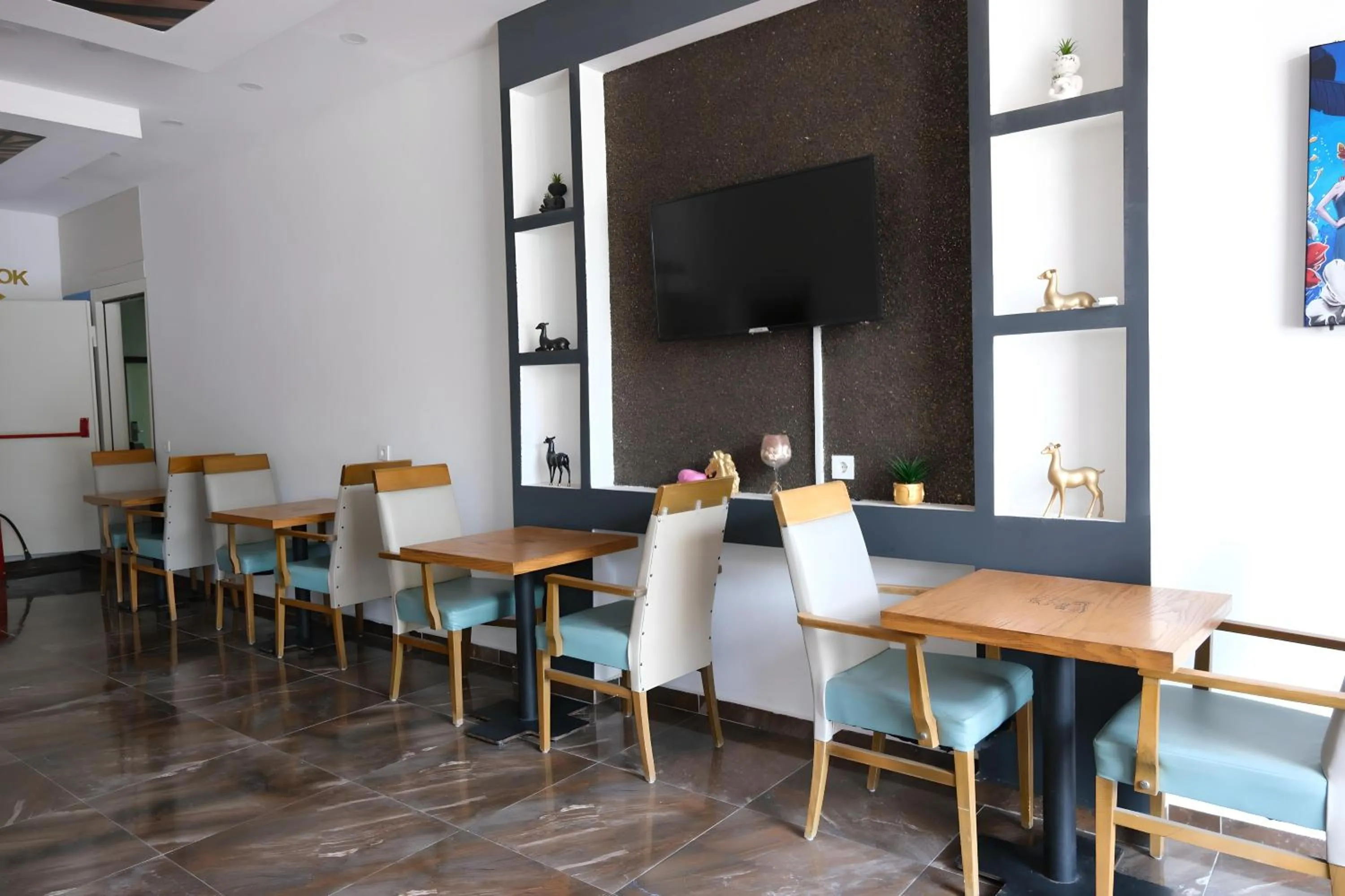 TV and multimedia in Babil Hotel