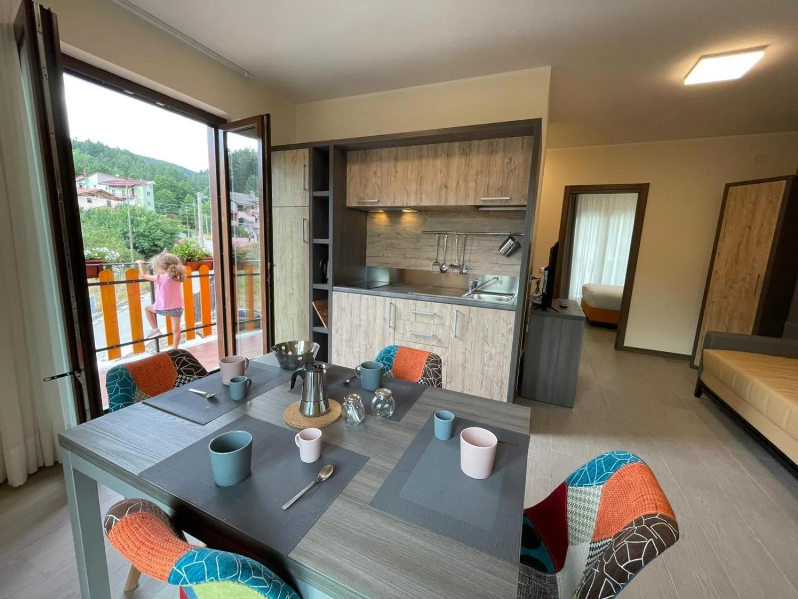 Dining area in Arvo Residence Sila Lorica