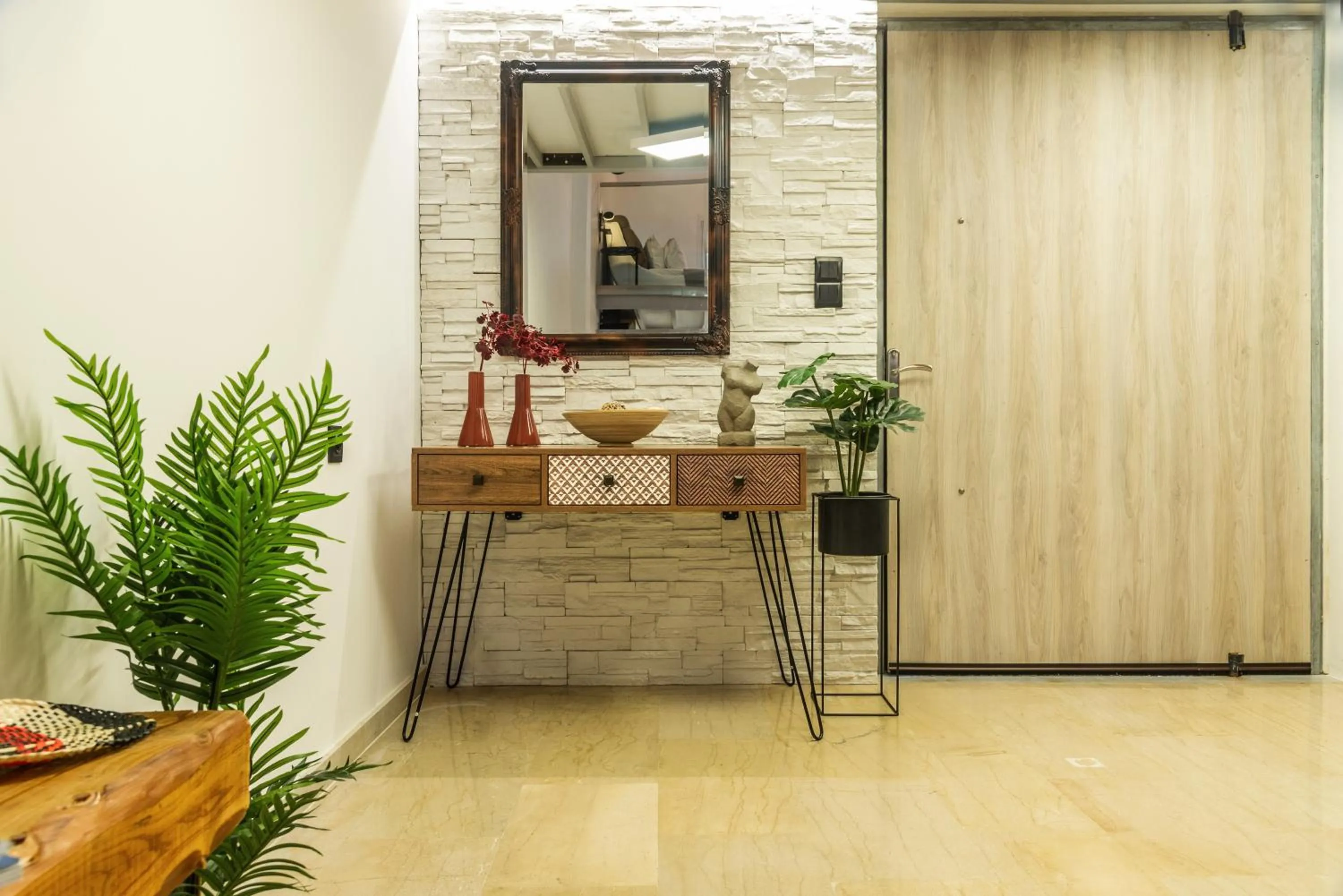 Decorative detail in Victoria's Suites Corfu