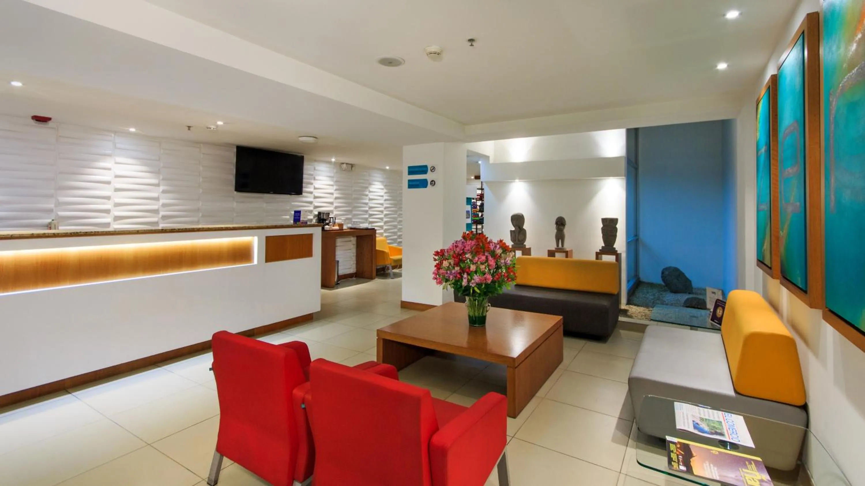 Lobby or reception in 9D Hotel
