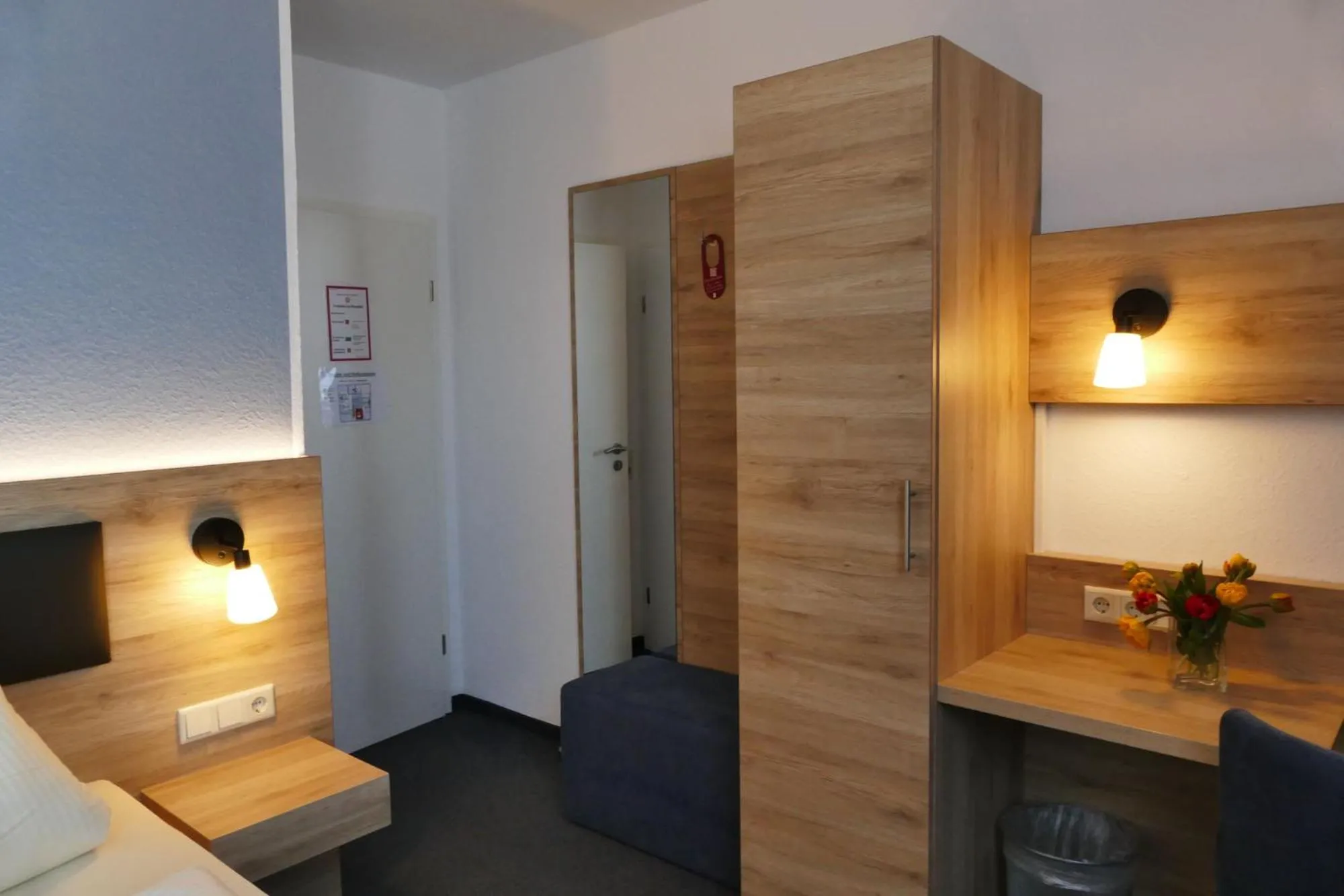 Photo of the whole room, Bed in Hasi's Hotel