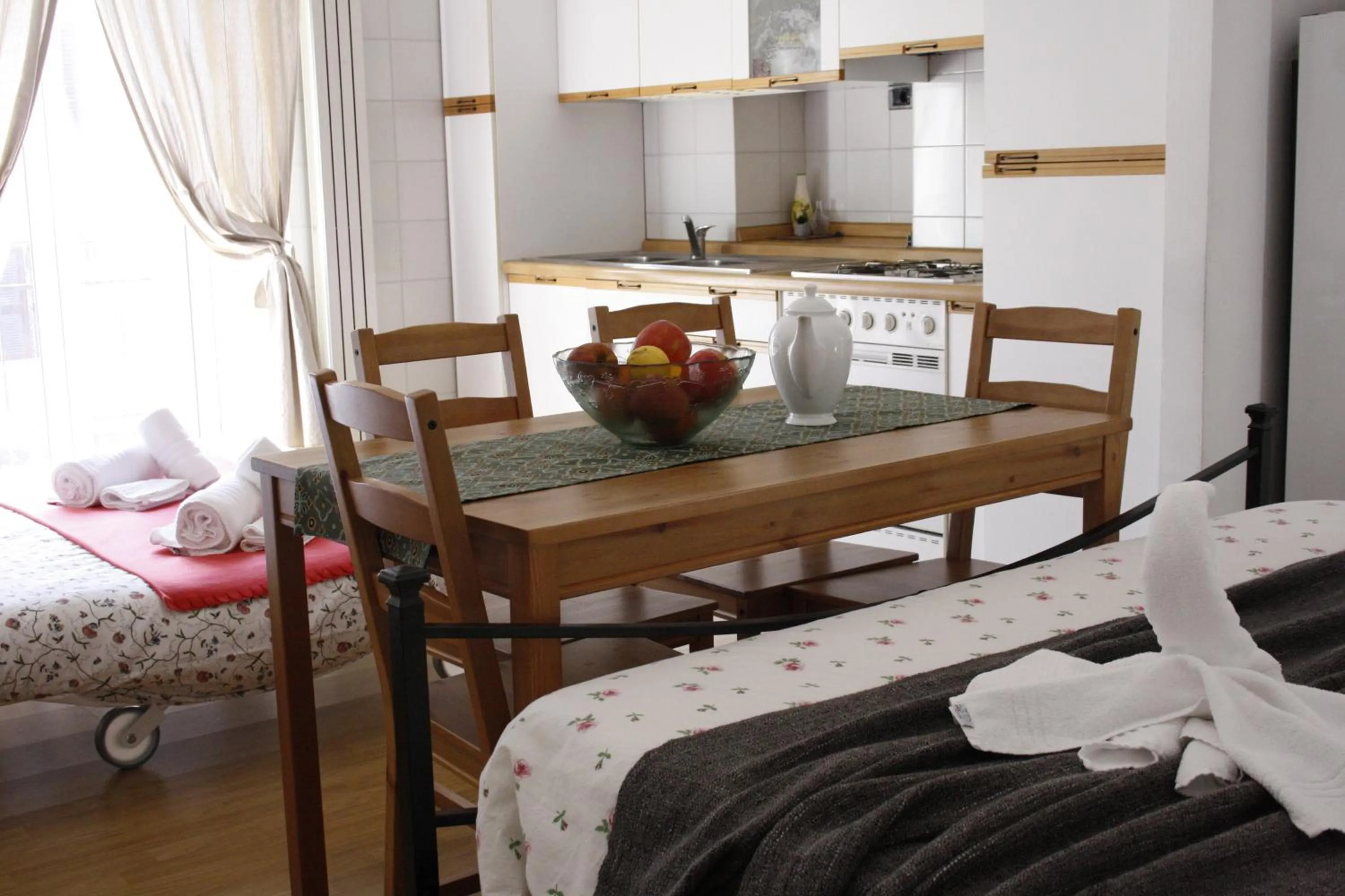 Kitchen or kitchenette, Bed in St. John Villa