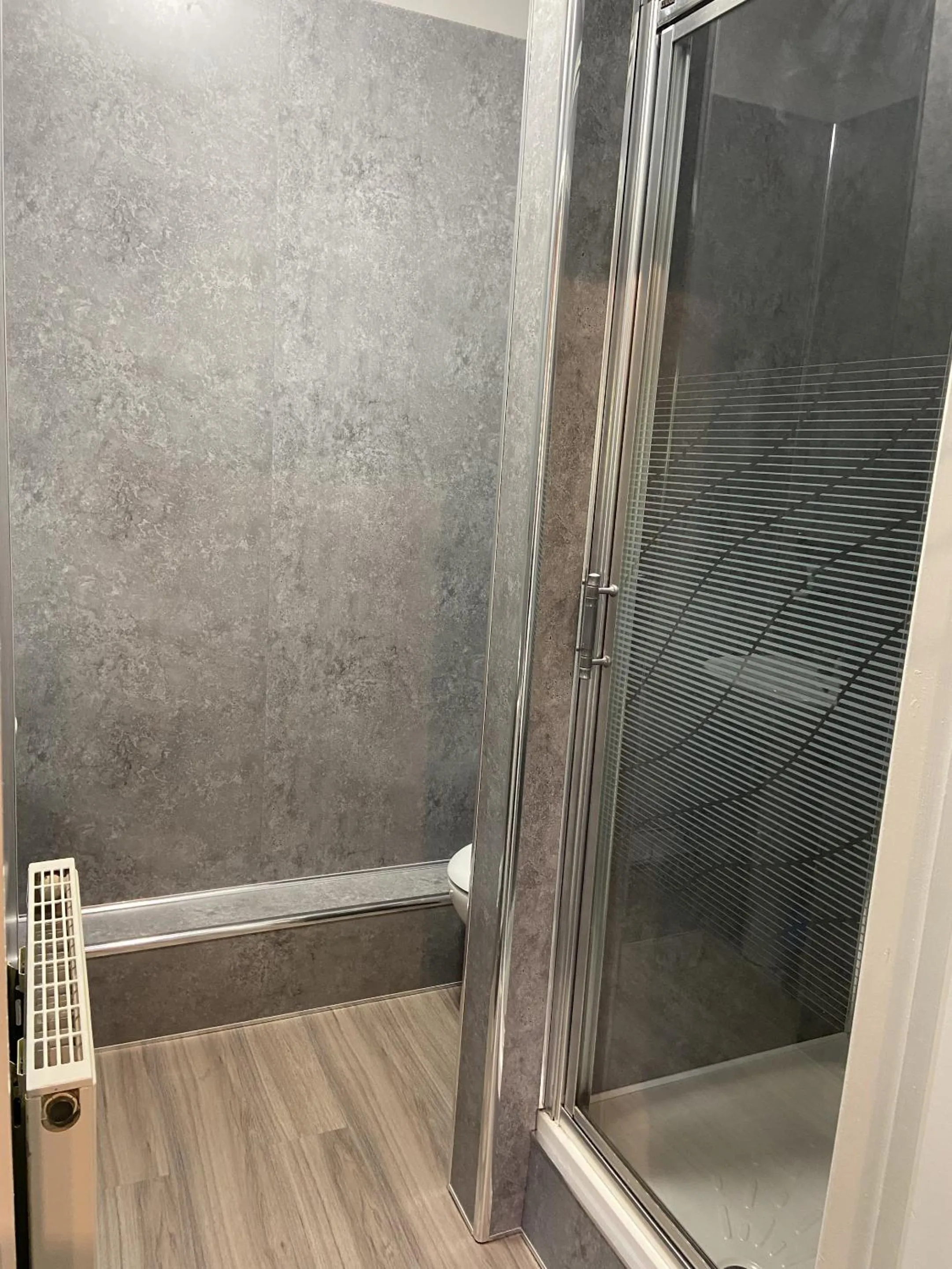 Bathroom in The Babbling Brook