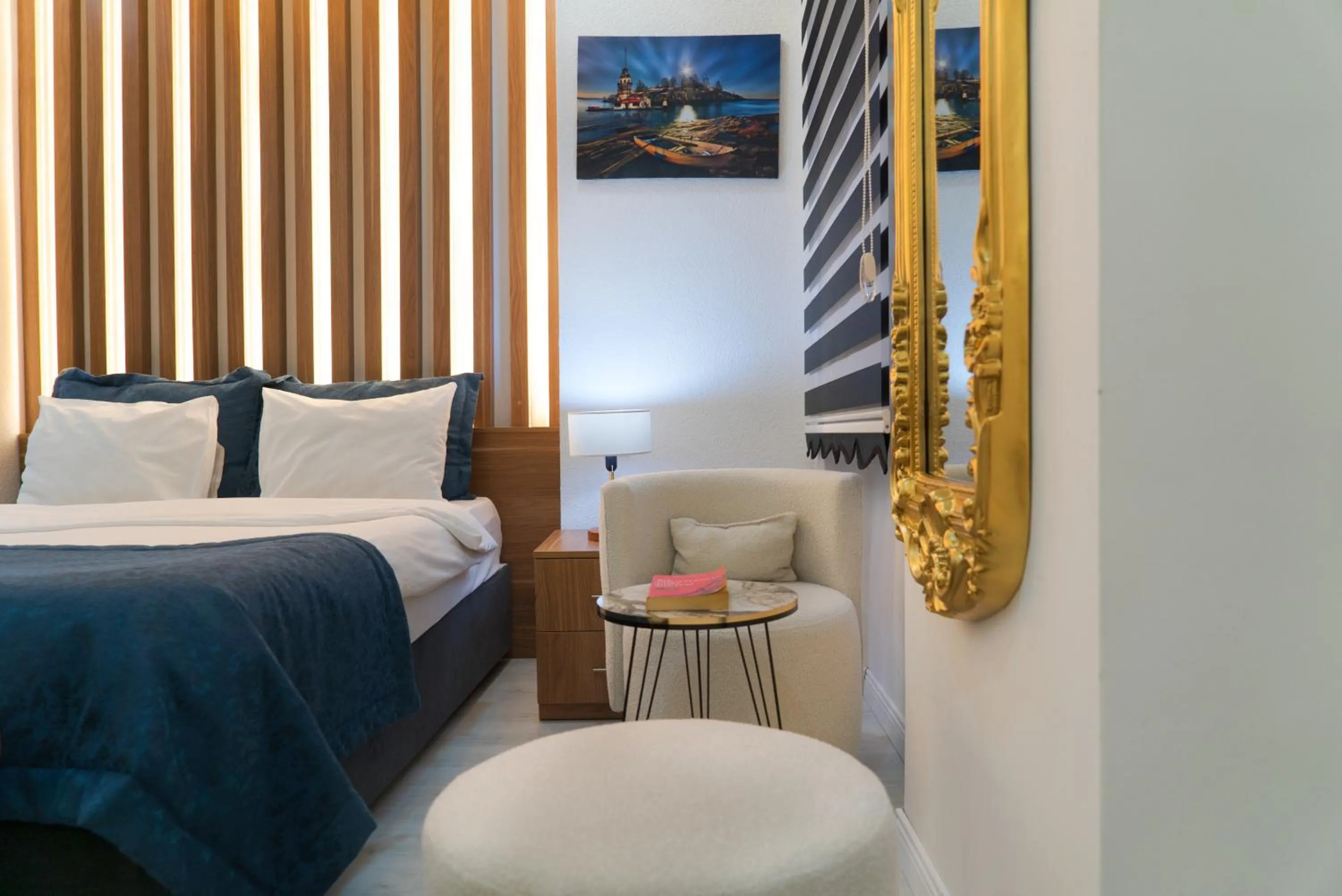 Bed in The Havana Residence