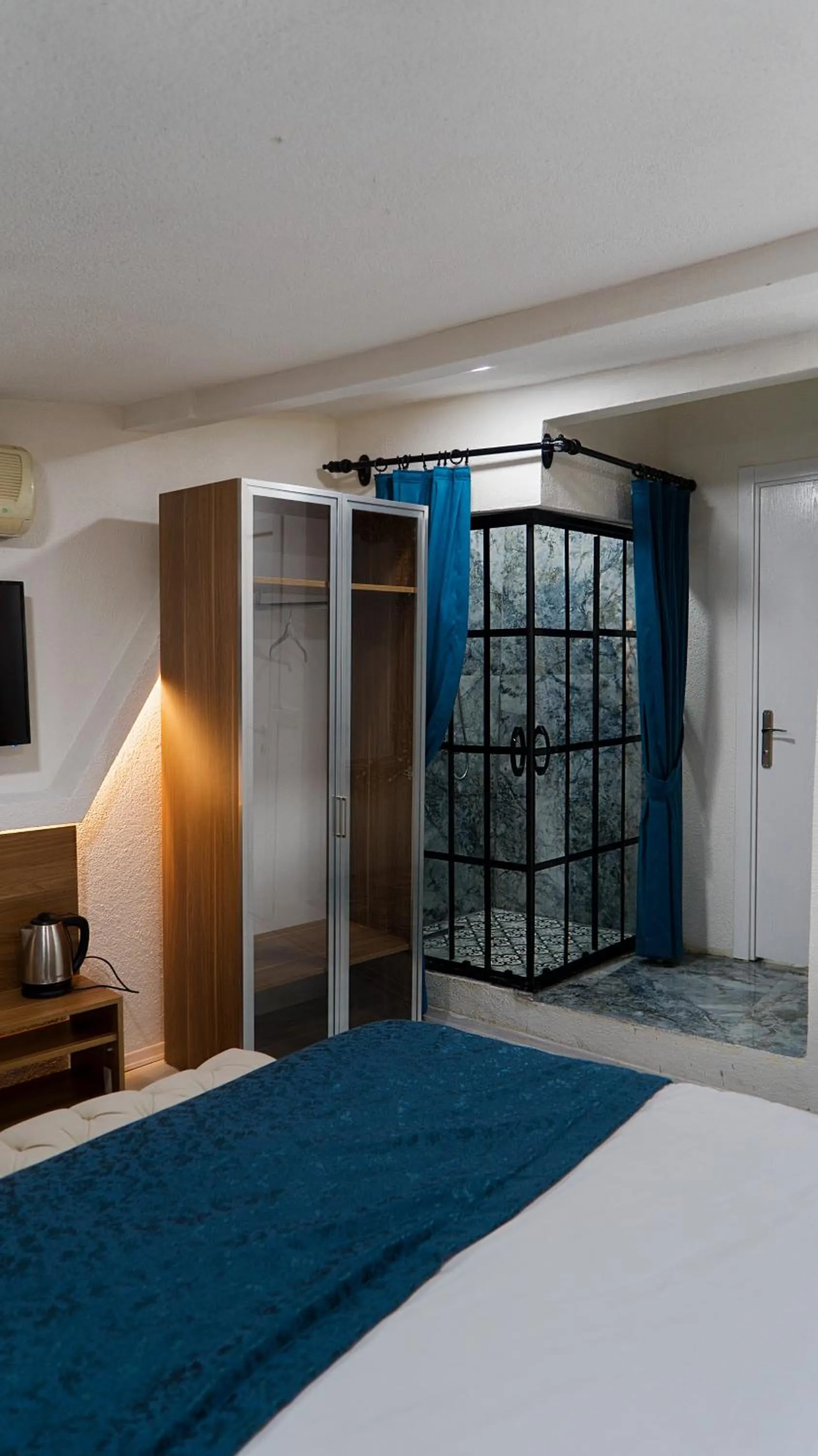 Bed in The Havana Residence