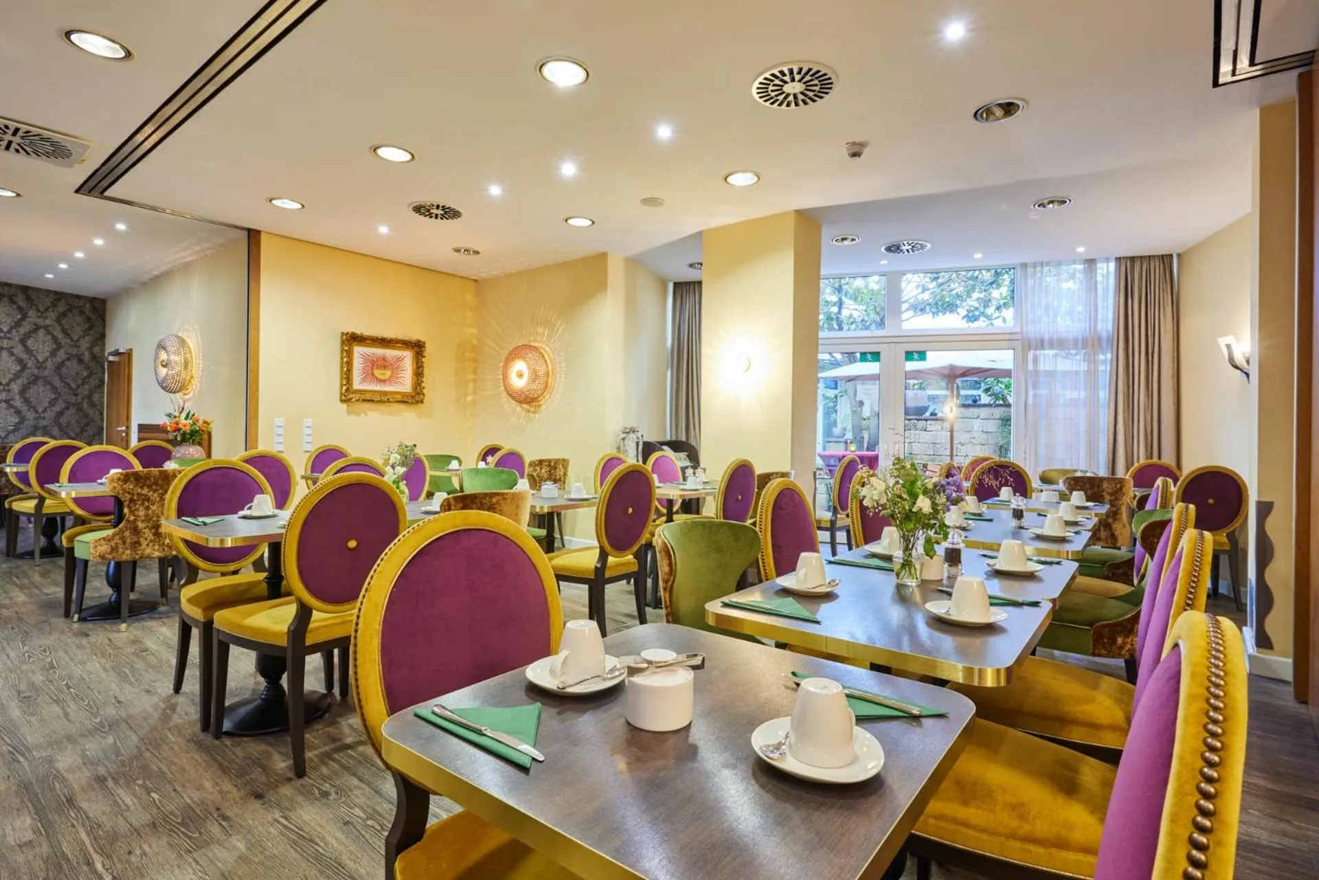 Restaurant/places to eat in Classic Hotel Harmonie