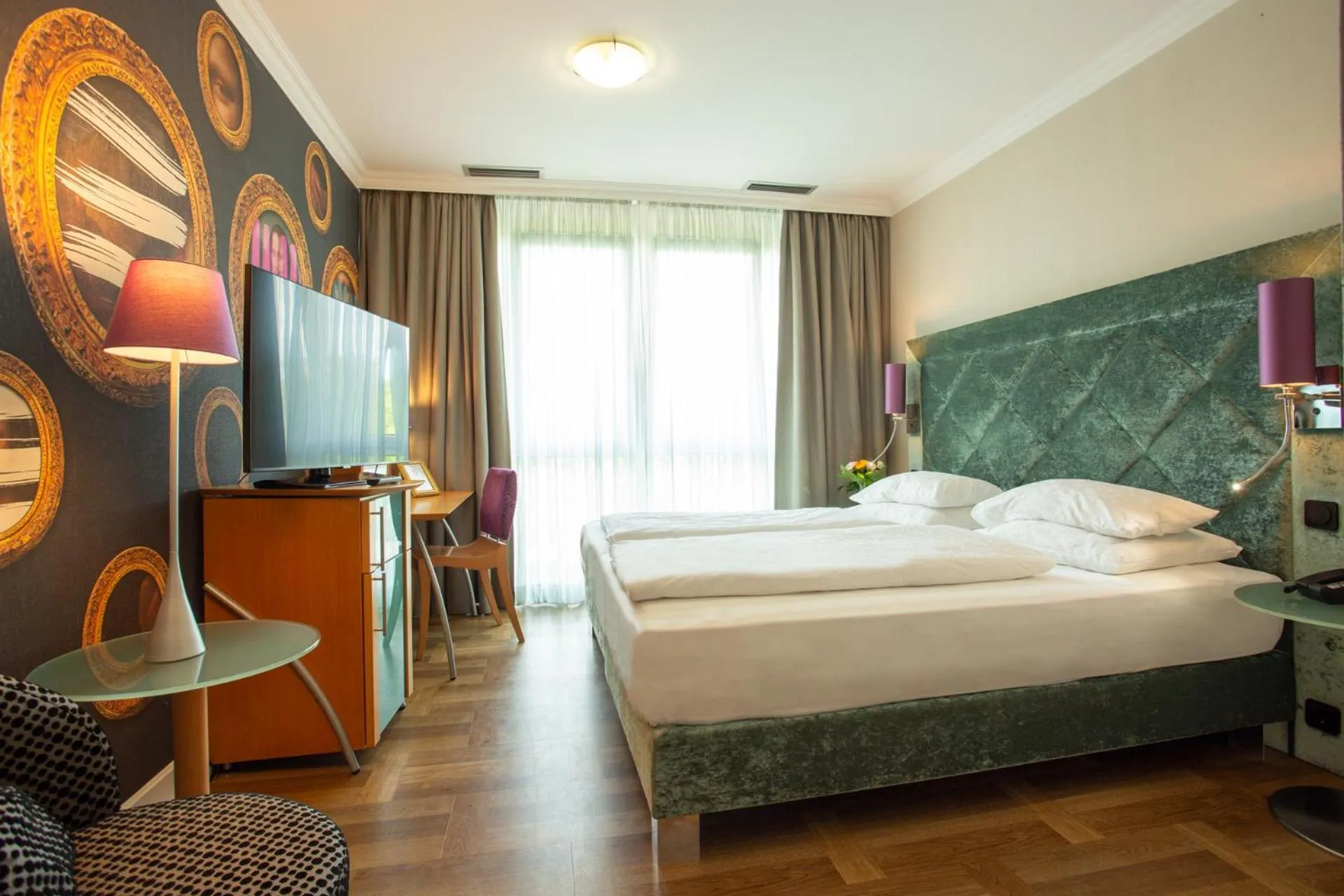 Bed in Classic Hotel Harmonie