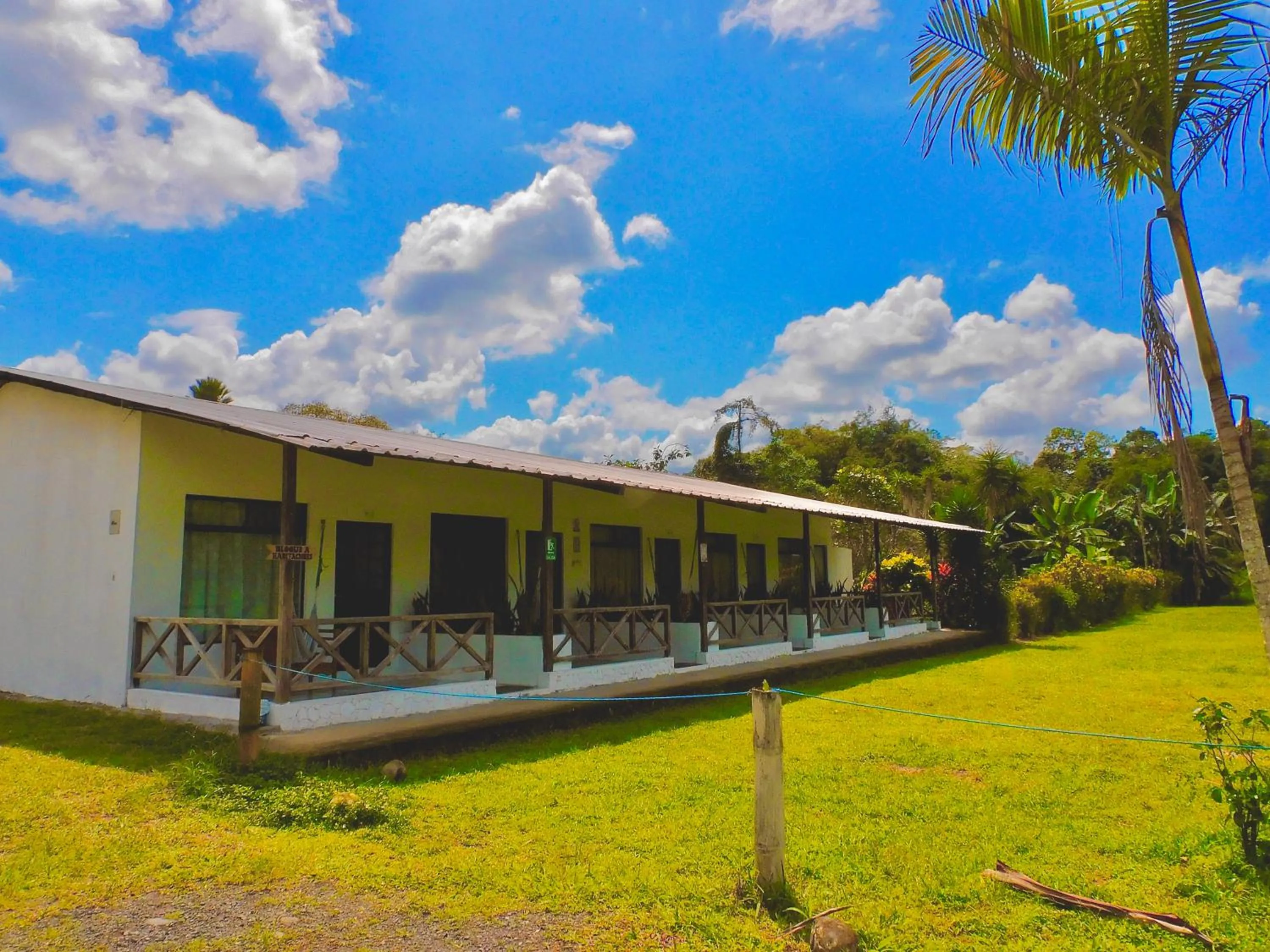 Property building in Puerto Quito Lodge - Las Iguanas