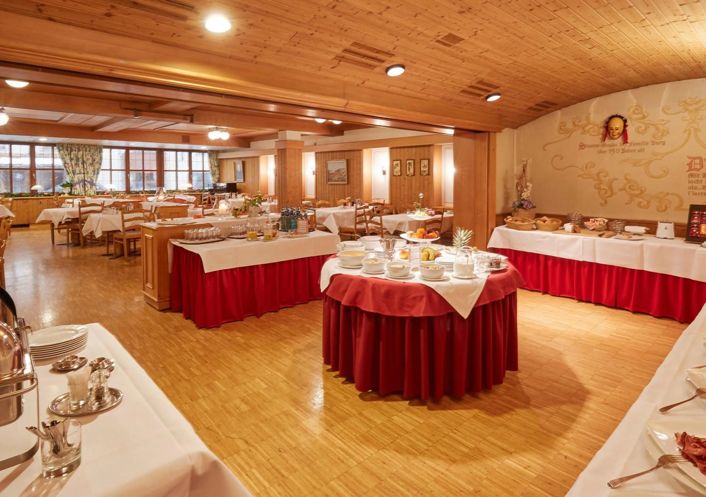 Buffet breakfast in Hotel Restaurant Lindenhof