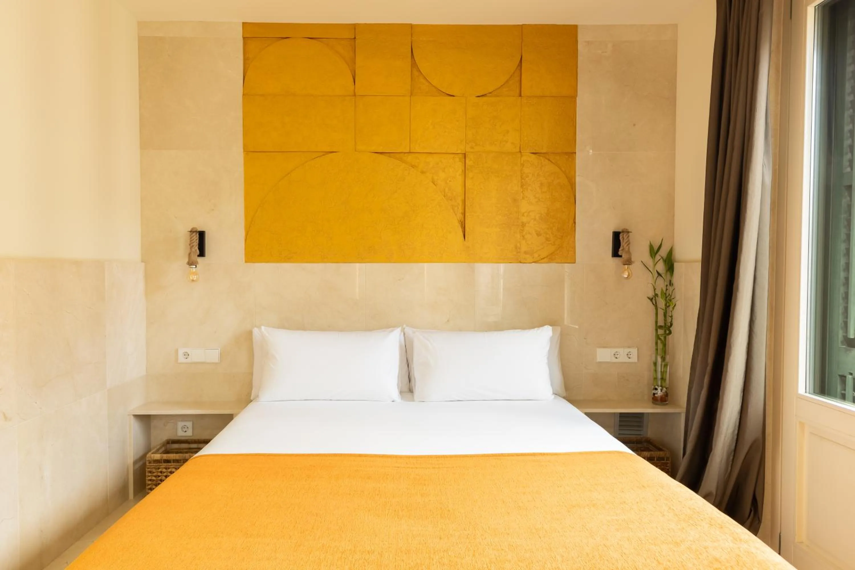 Bedroom, Bed in Cosmo Apartments Rambla Catalunya