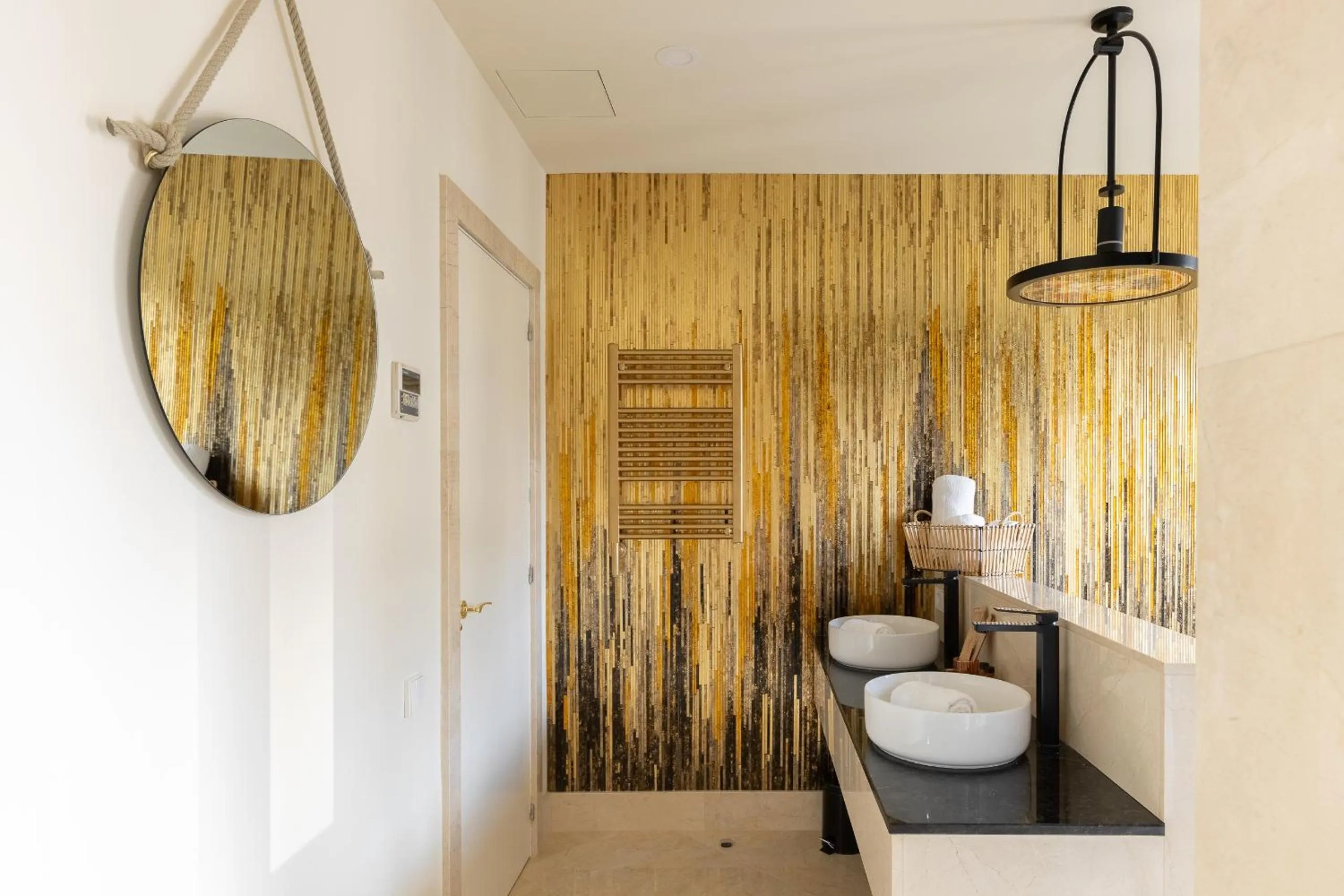 Bathroom in Cosmo Apartments Rambla Catalunya