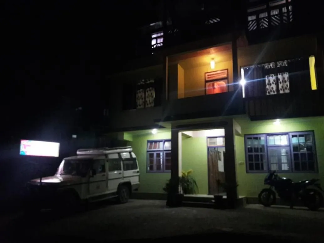 Facade/entrance in Salakha Homestay