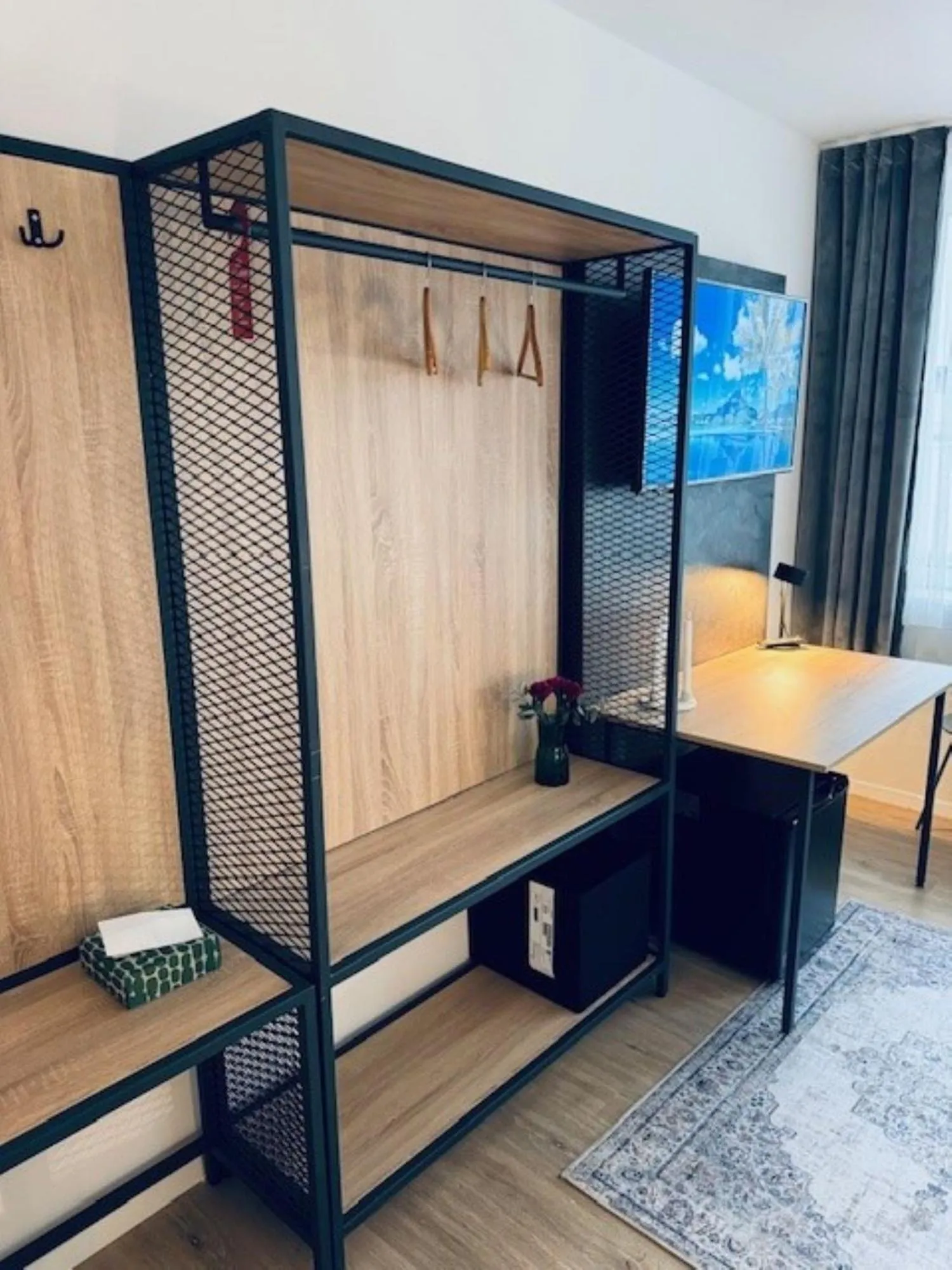 Photo of the whole room in Hotel Charlton