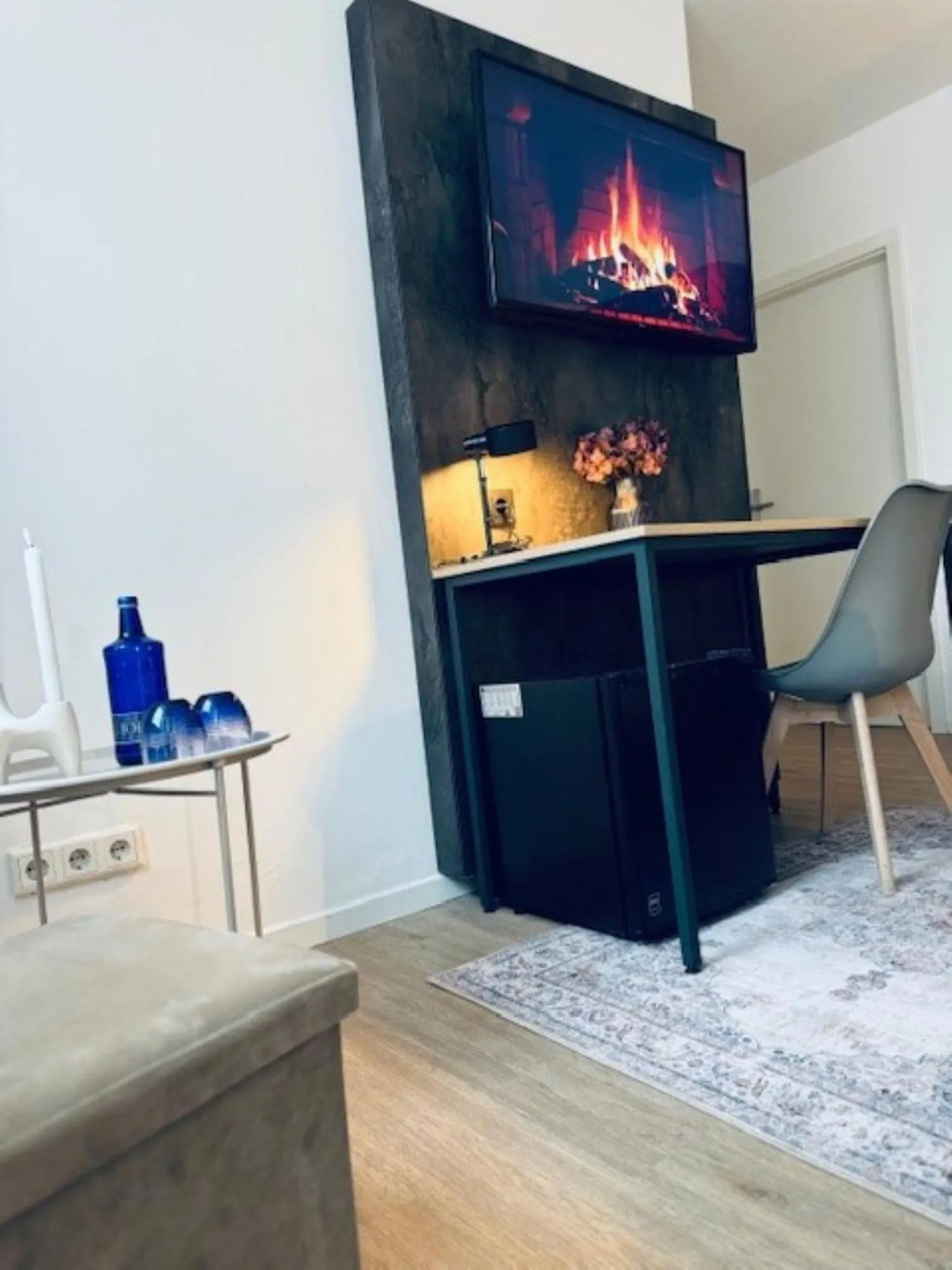 Photo of the whole room in Hotel Charlton