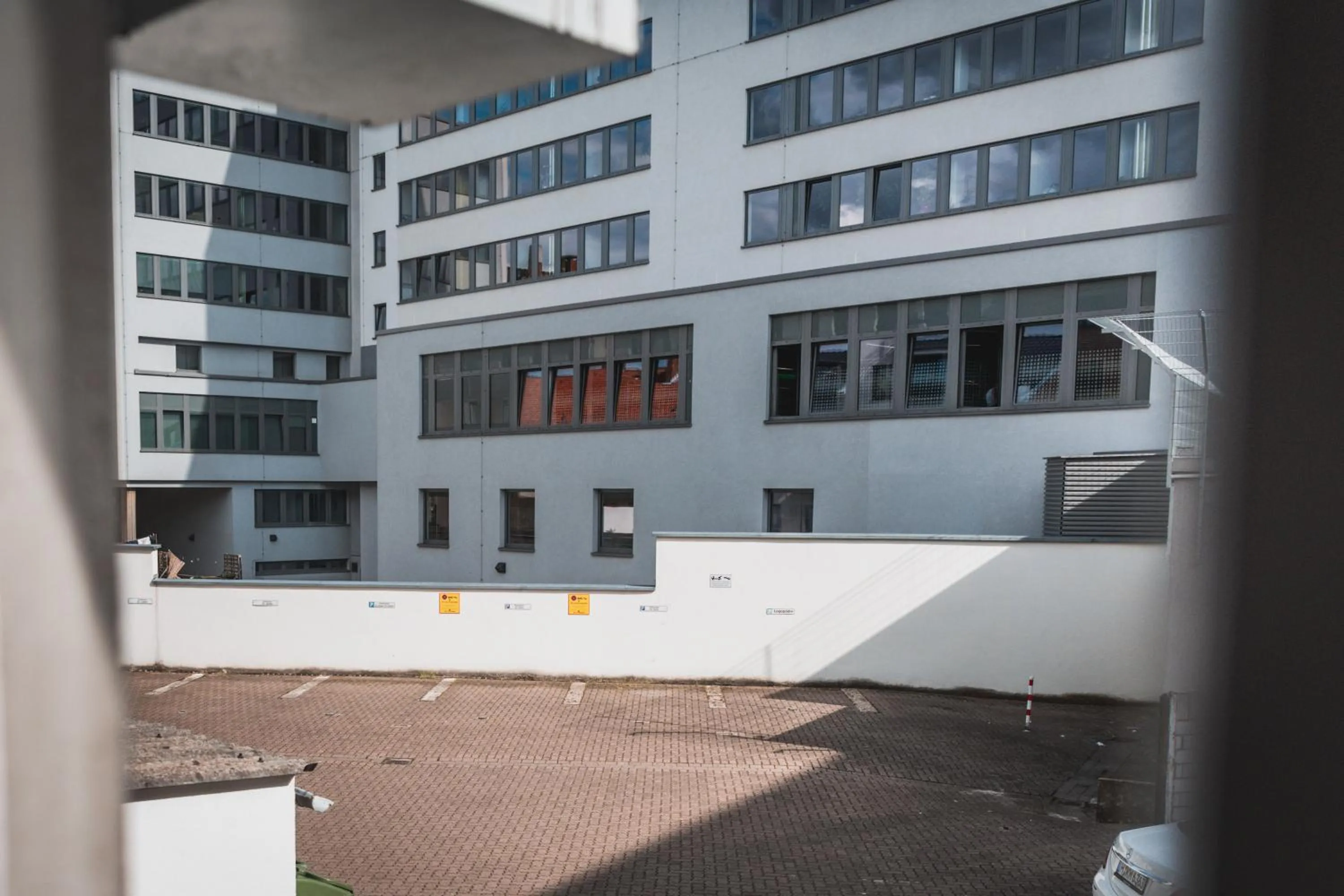 Property building in Hotel Charlton