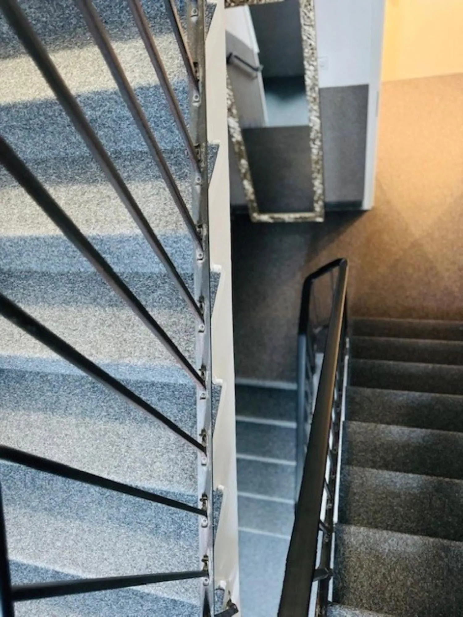 Property building in Hotel Charlton