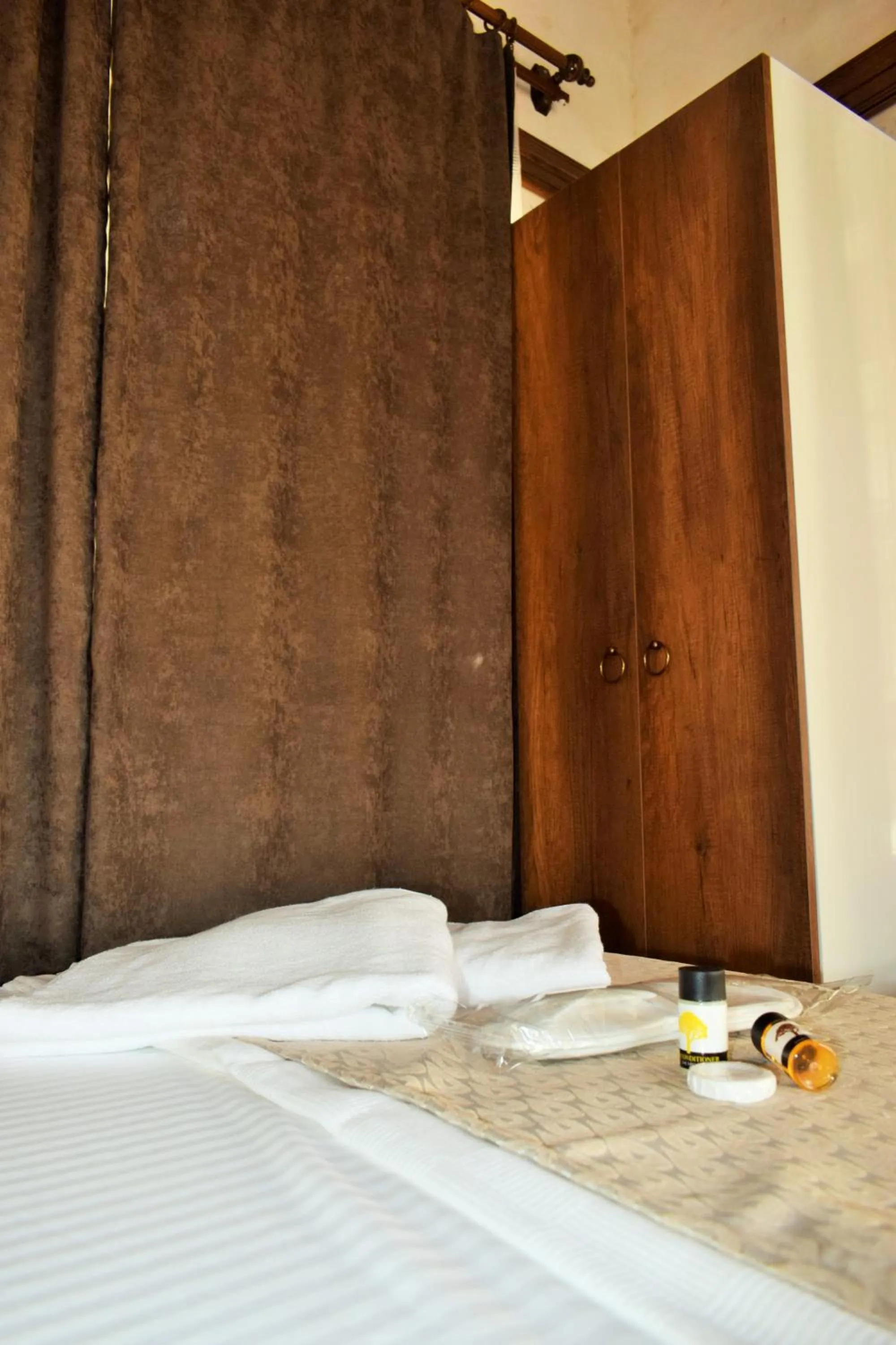 Bedroom, Bed in Hasbahan Konak