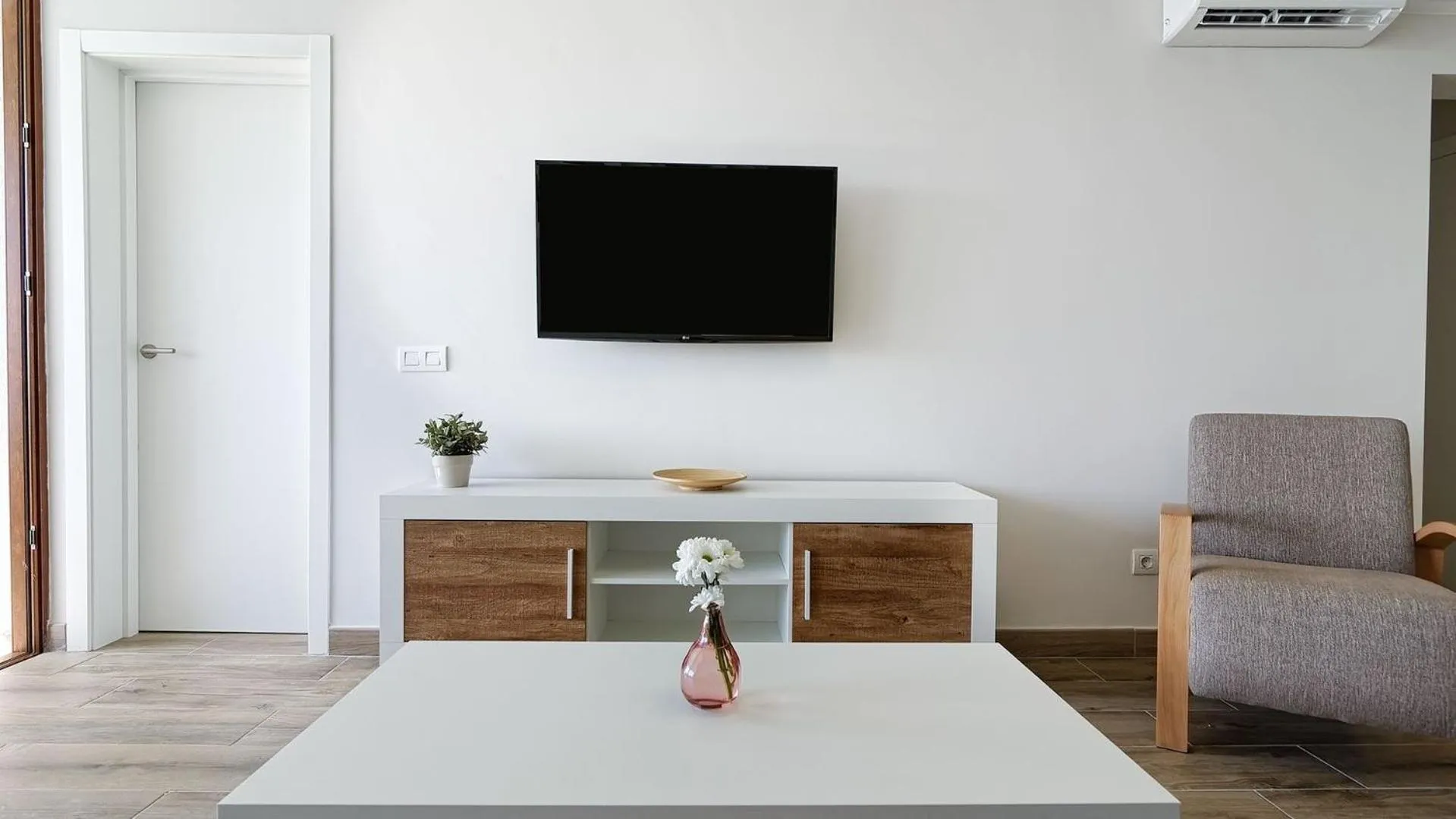 TV and multimedia in Las Nasas by Labranda