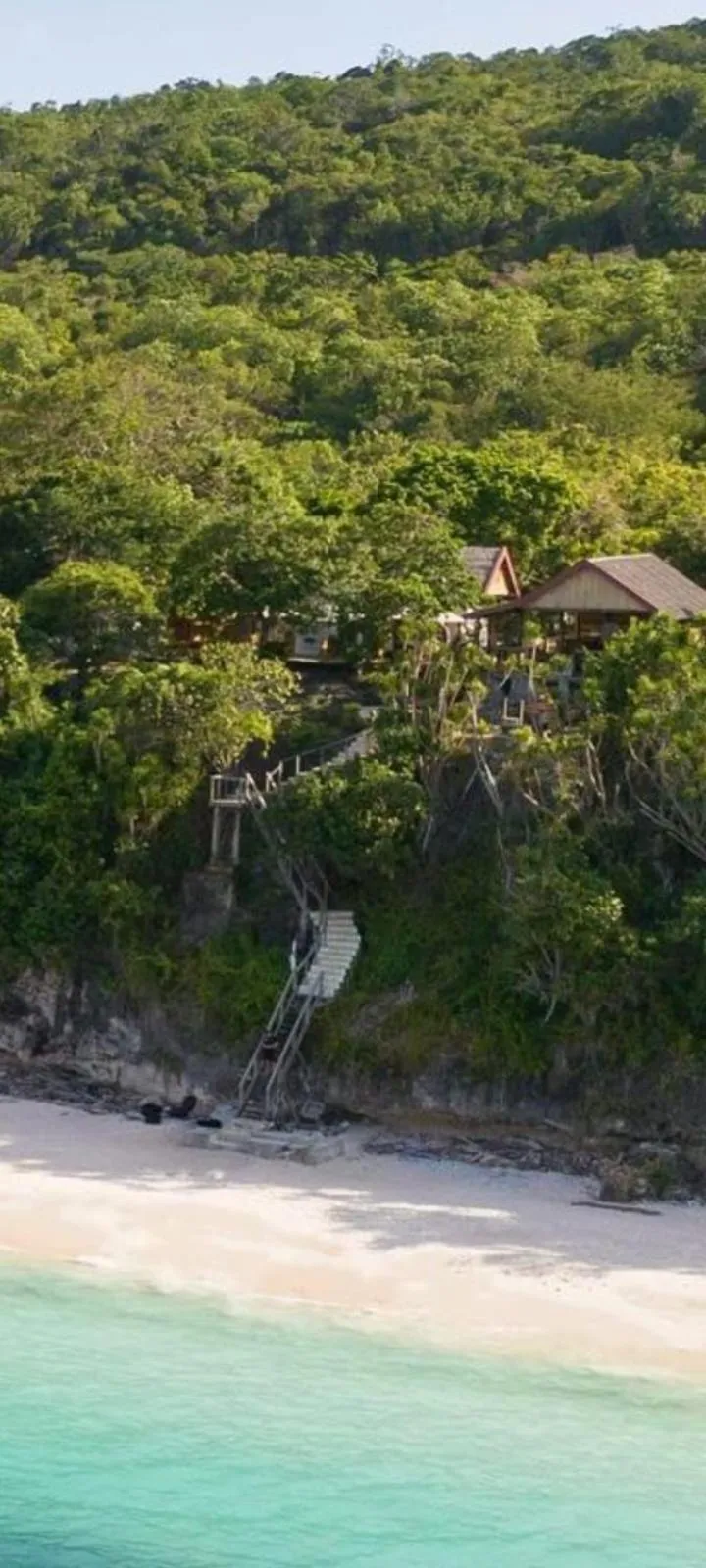 Beach in Blue Planet Dive Resort