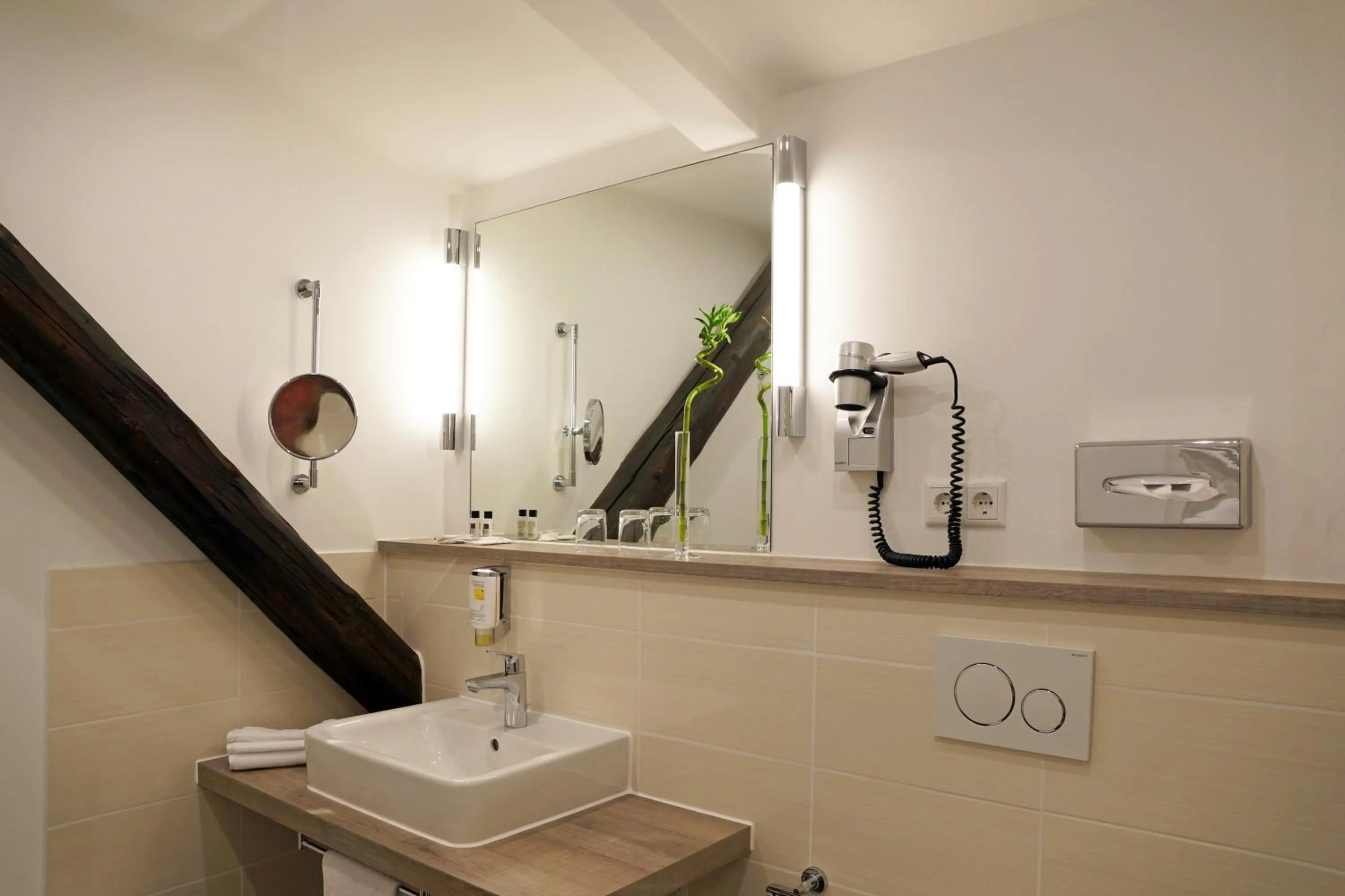 Bathroom in Hünerbein's Posthotel