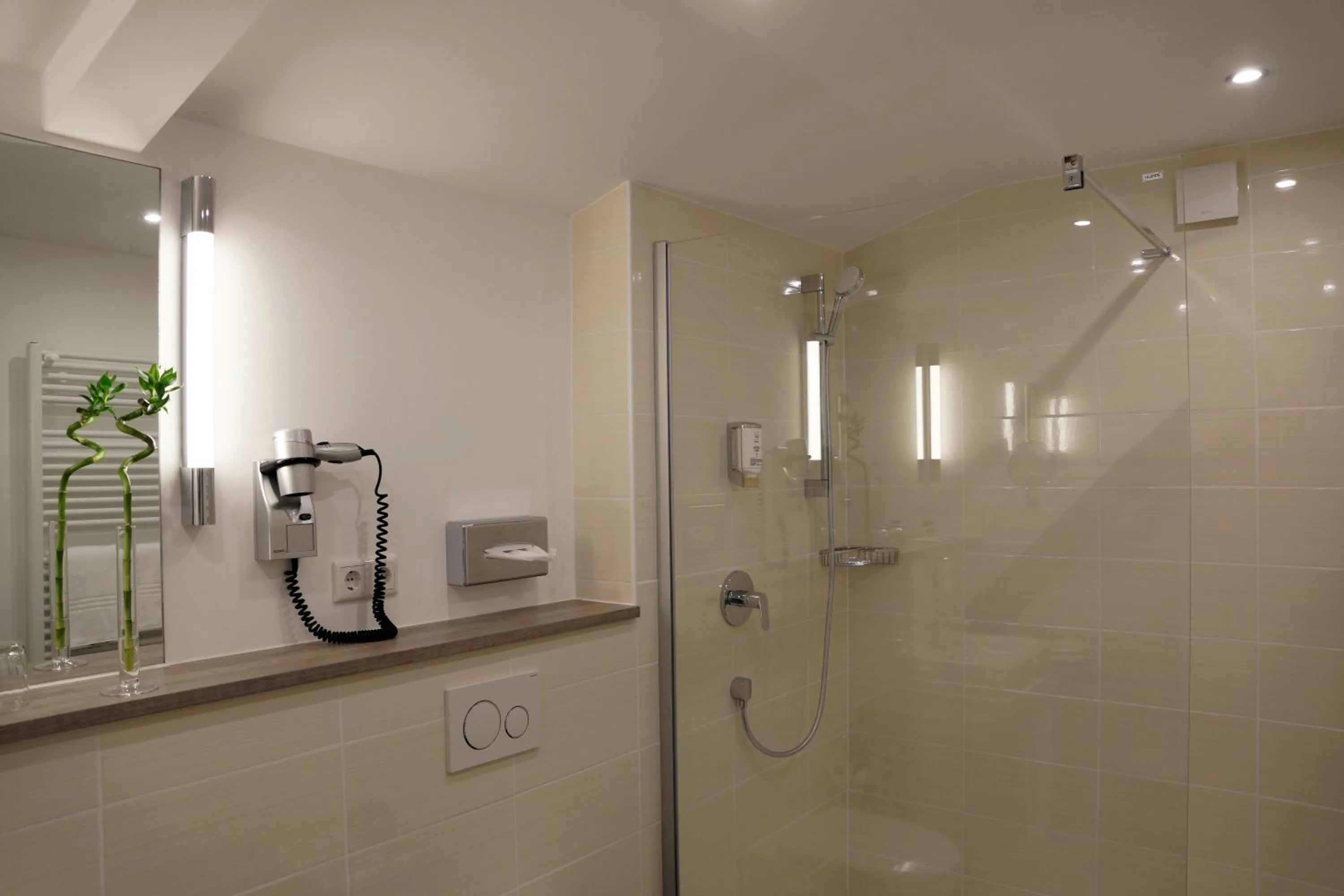 Bathroom in Hünerbein's Posthotel