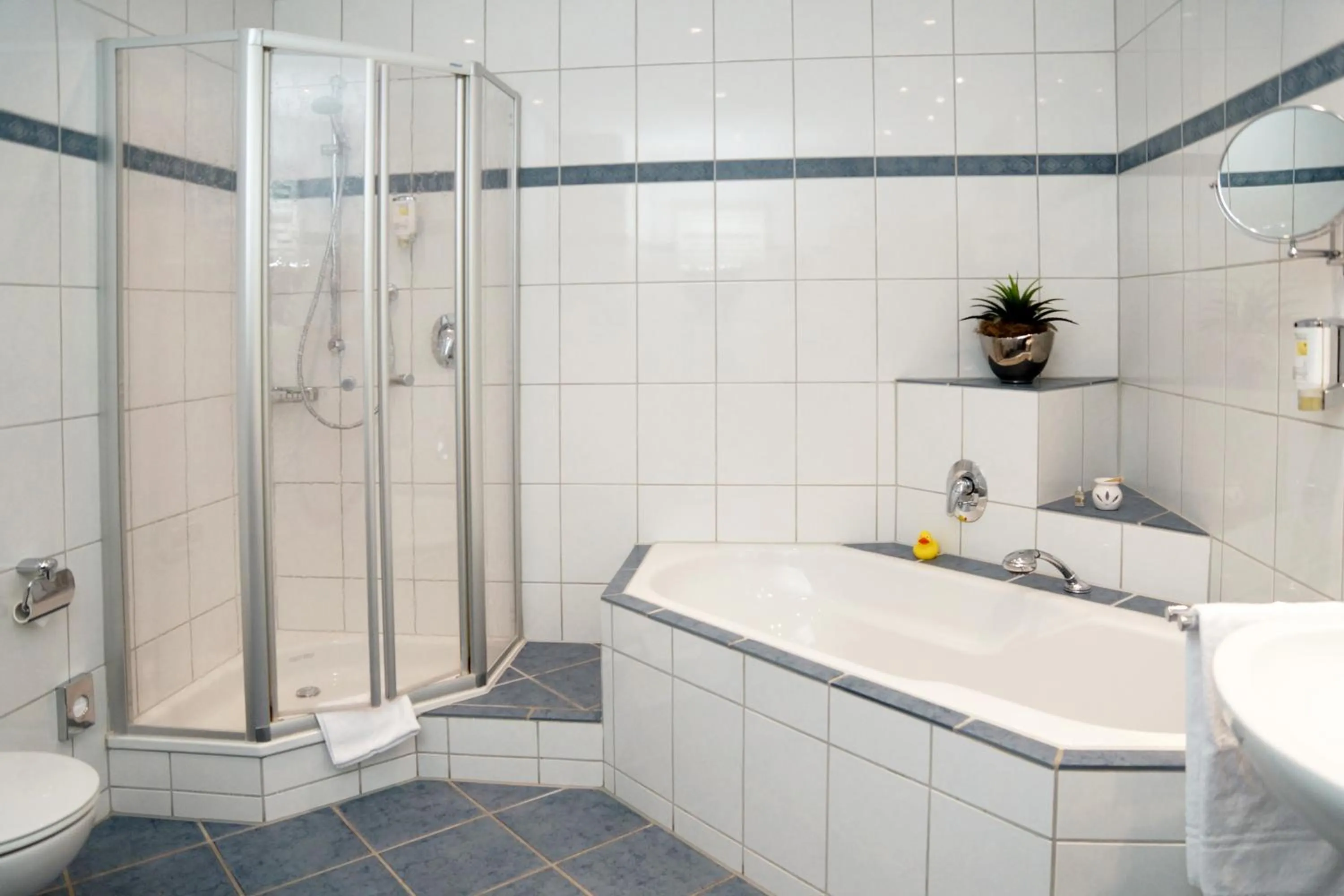 Bathroom in Hünerbein's Posthotel