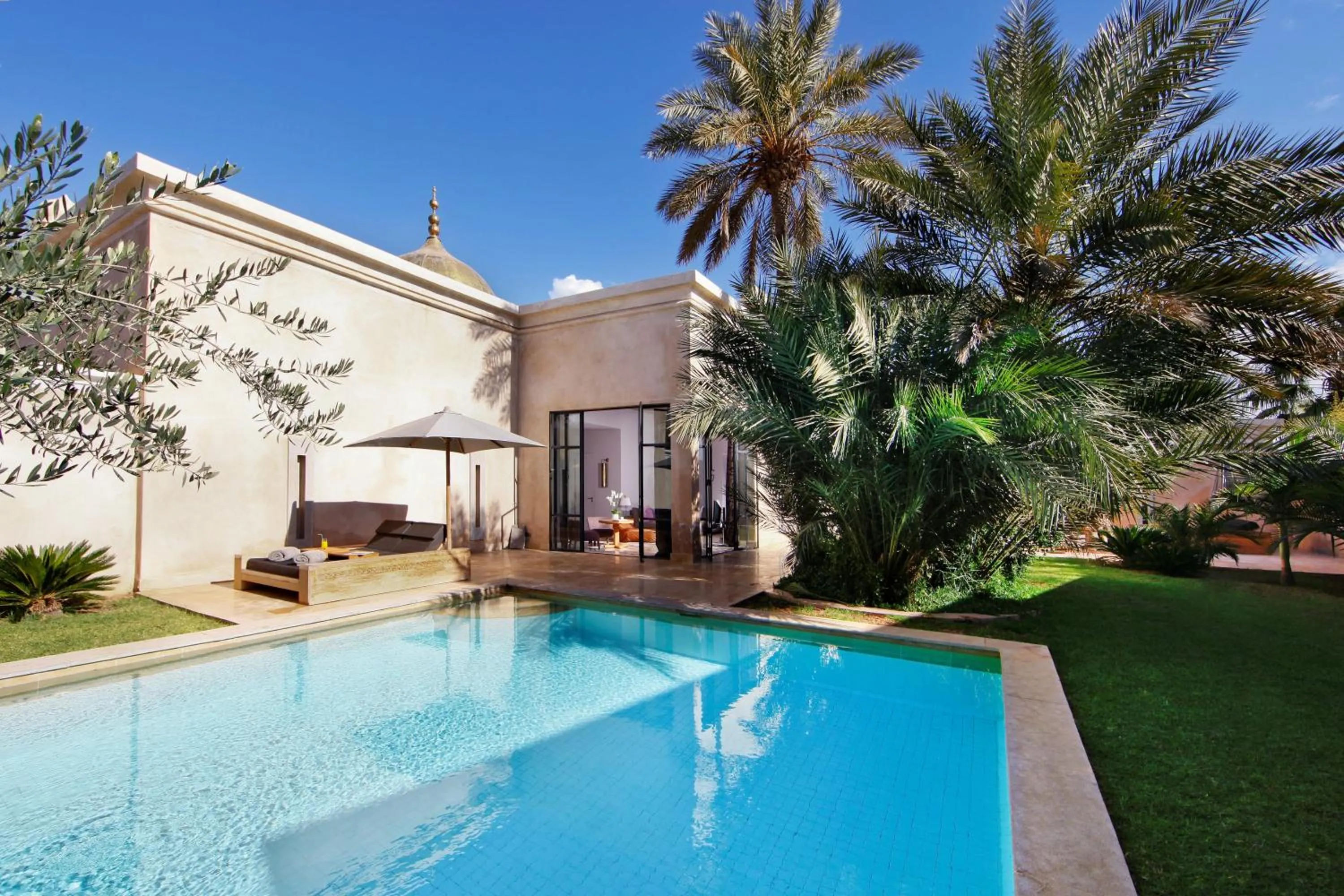 Swimming pool in Palais Namaskar