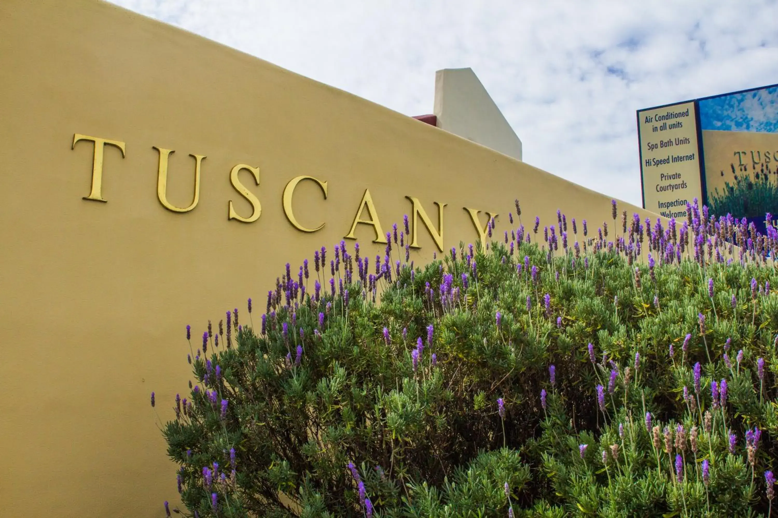 Bella Tuscany Motor Lodge Bella Tuscany Motor Lodge