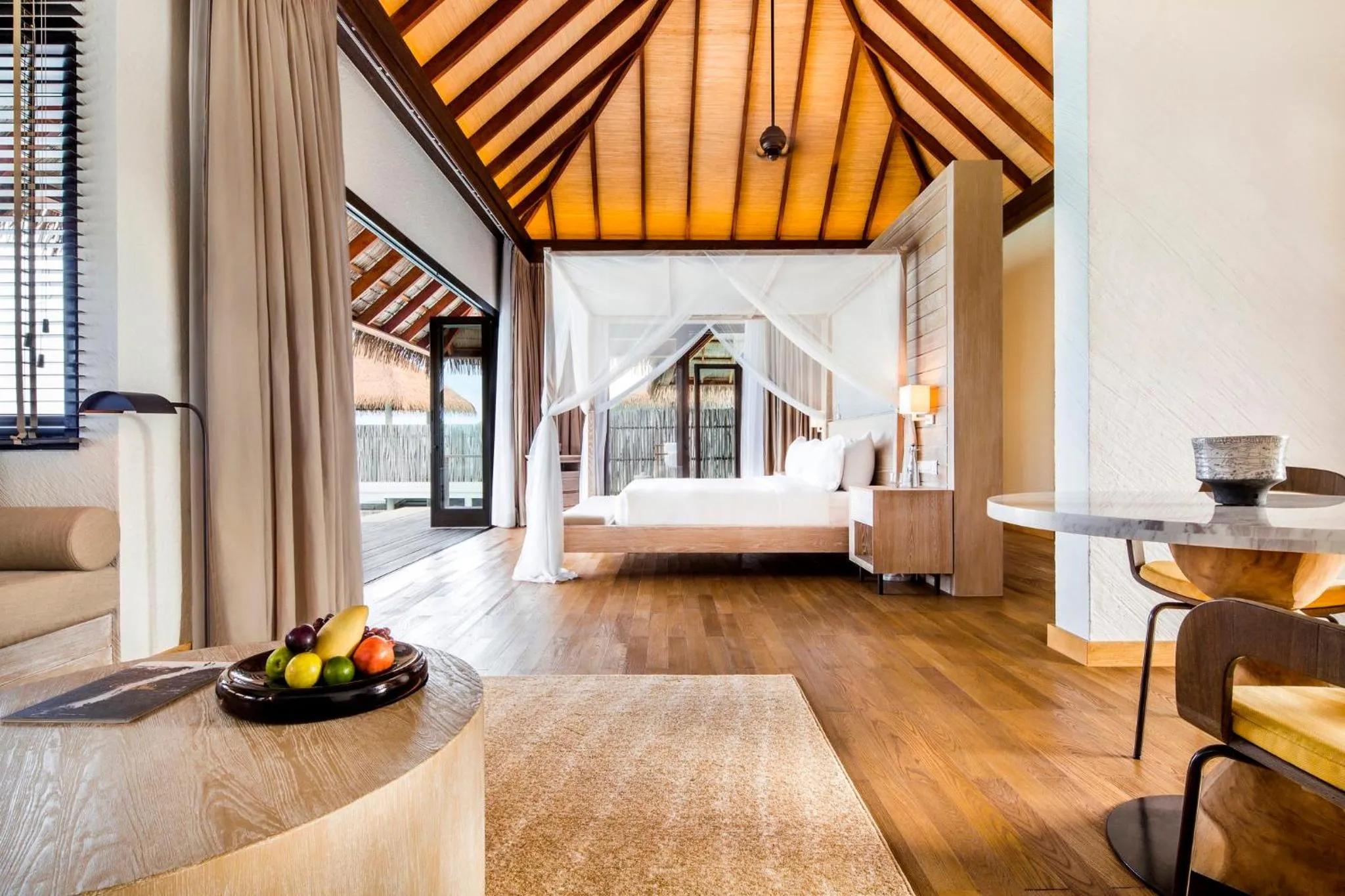 Photo of the whole room, Bed in COMO Maalifushi