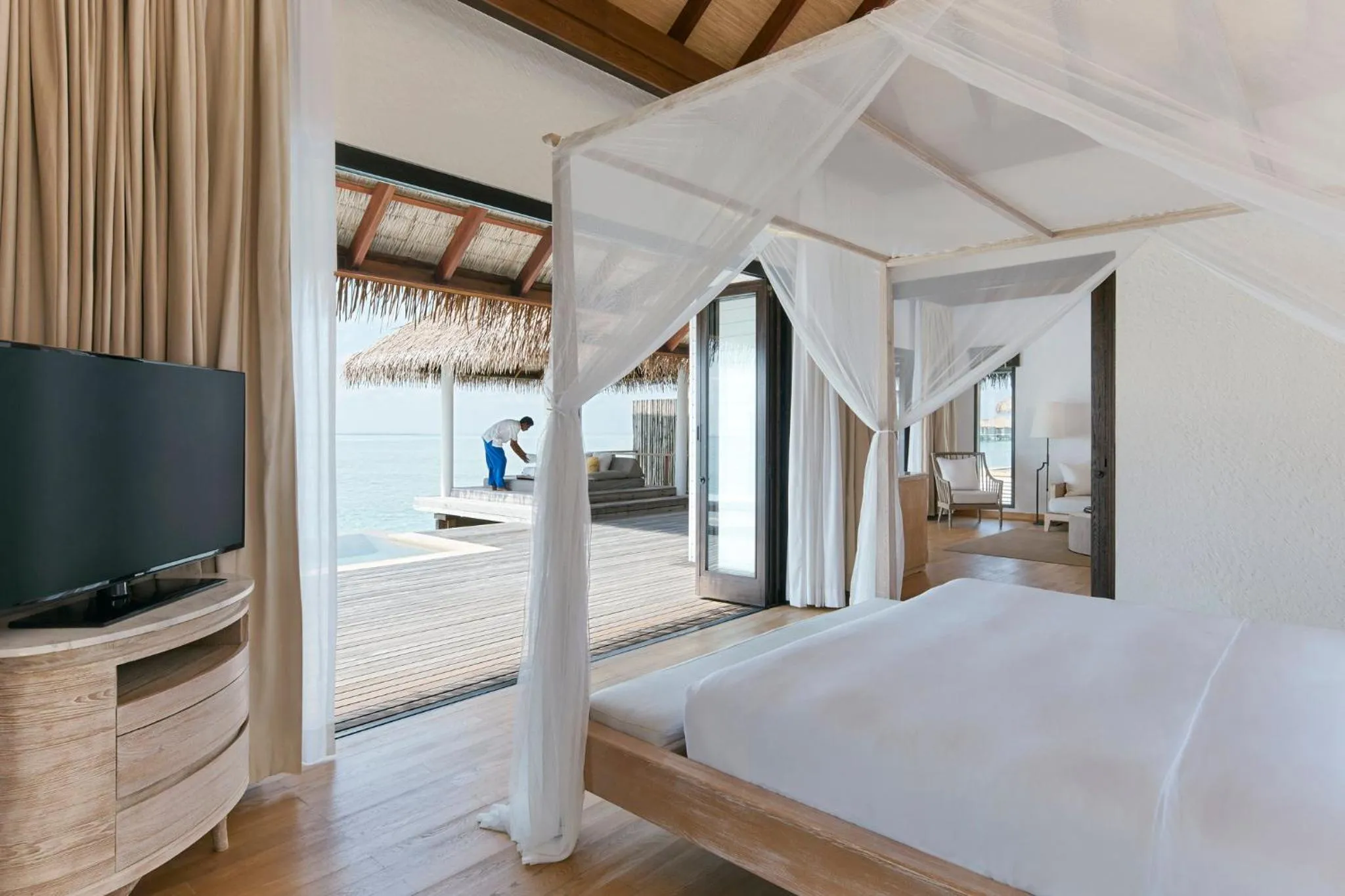 Bedroom, Bed in COMO Maalifushi