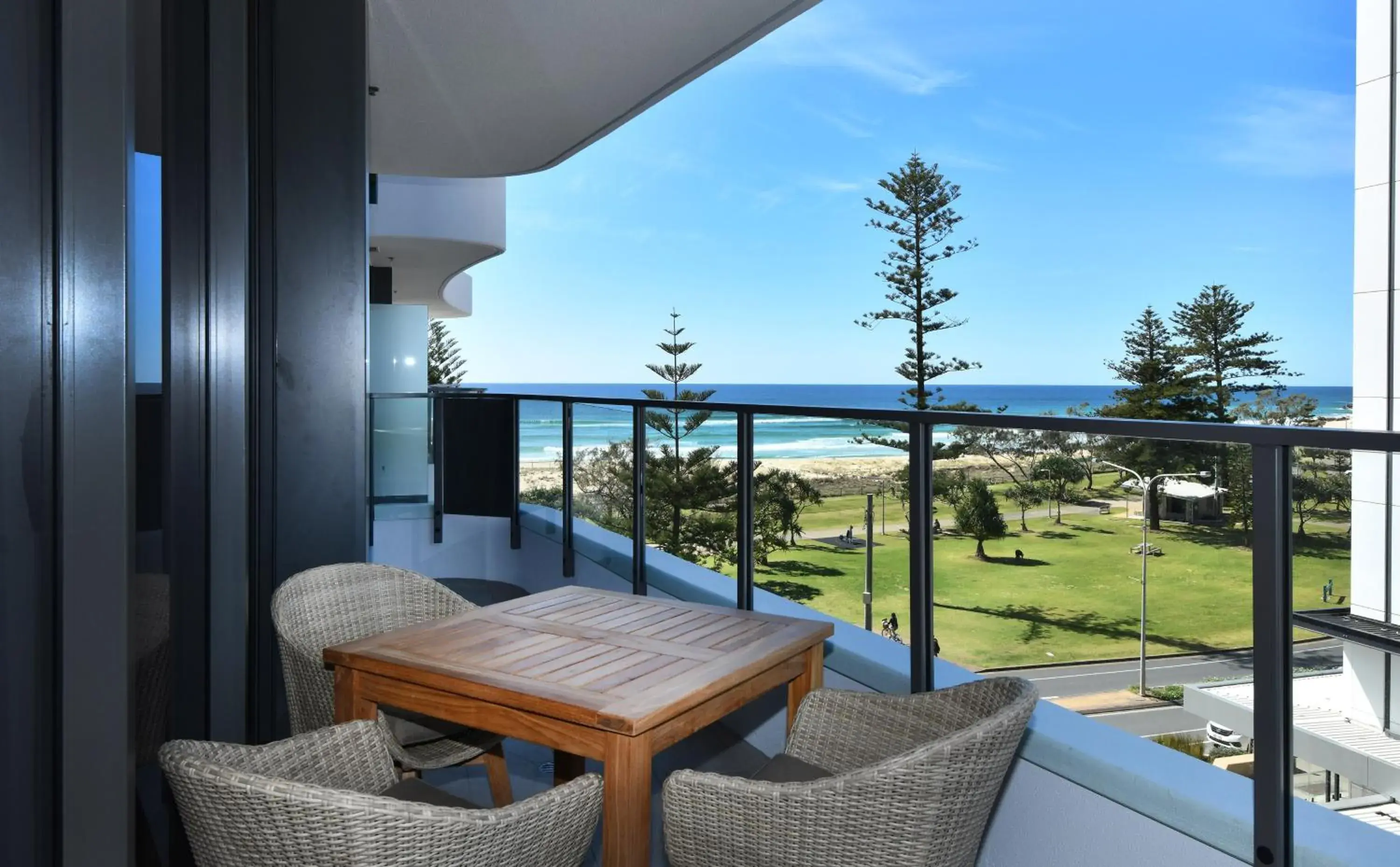 2 Bedroom Boutique Ocean View in X Kirra Apartments 2 Bedroom Boutique Ocean View in X Kirra Apartments