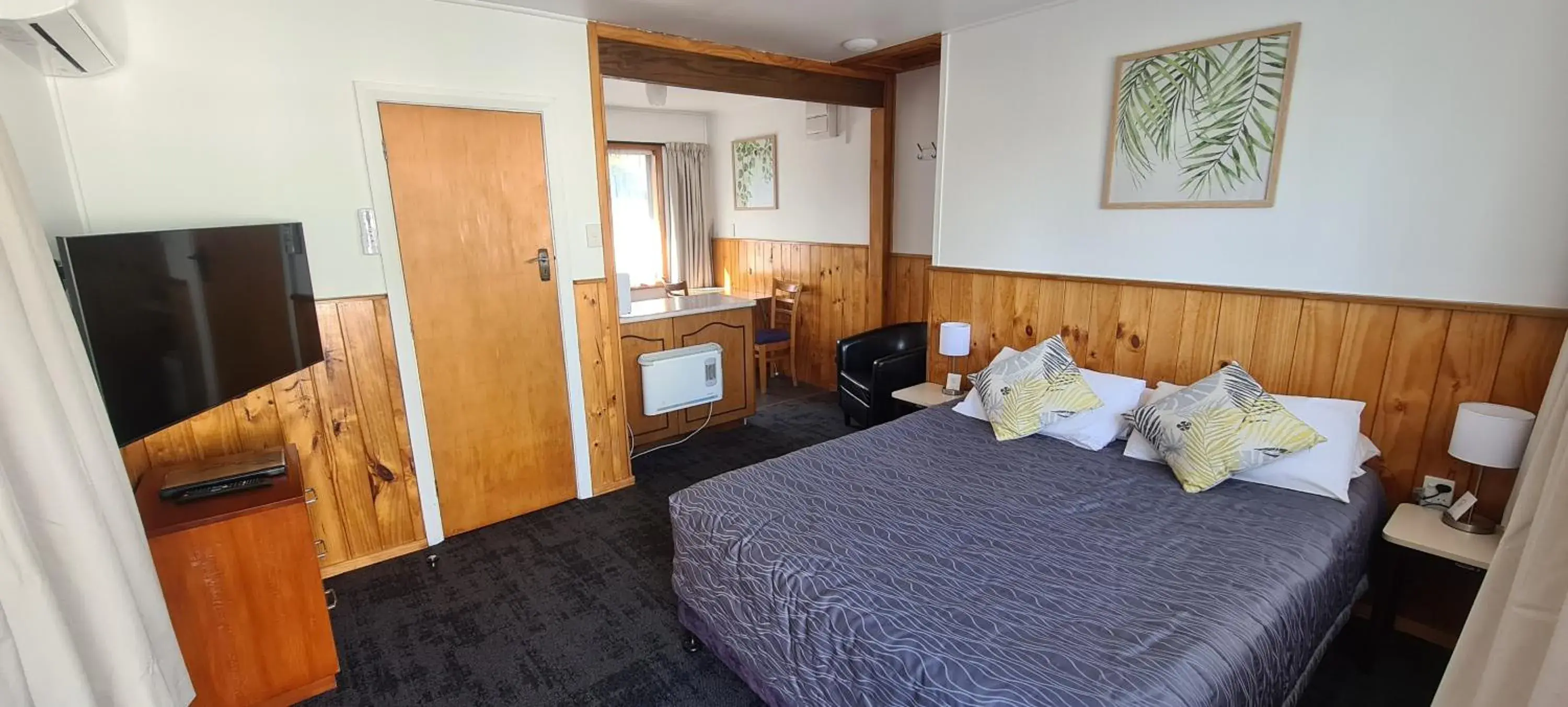 Studio in Forest Peak Motel Studio in Forest Peak Motel