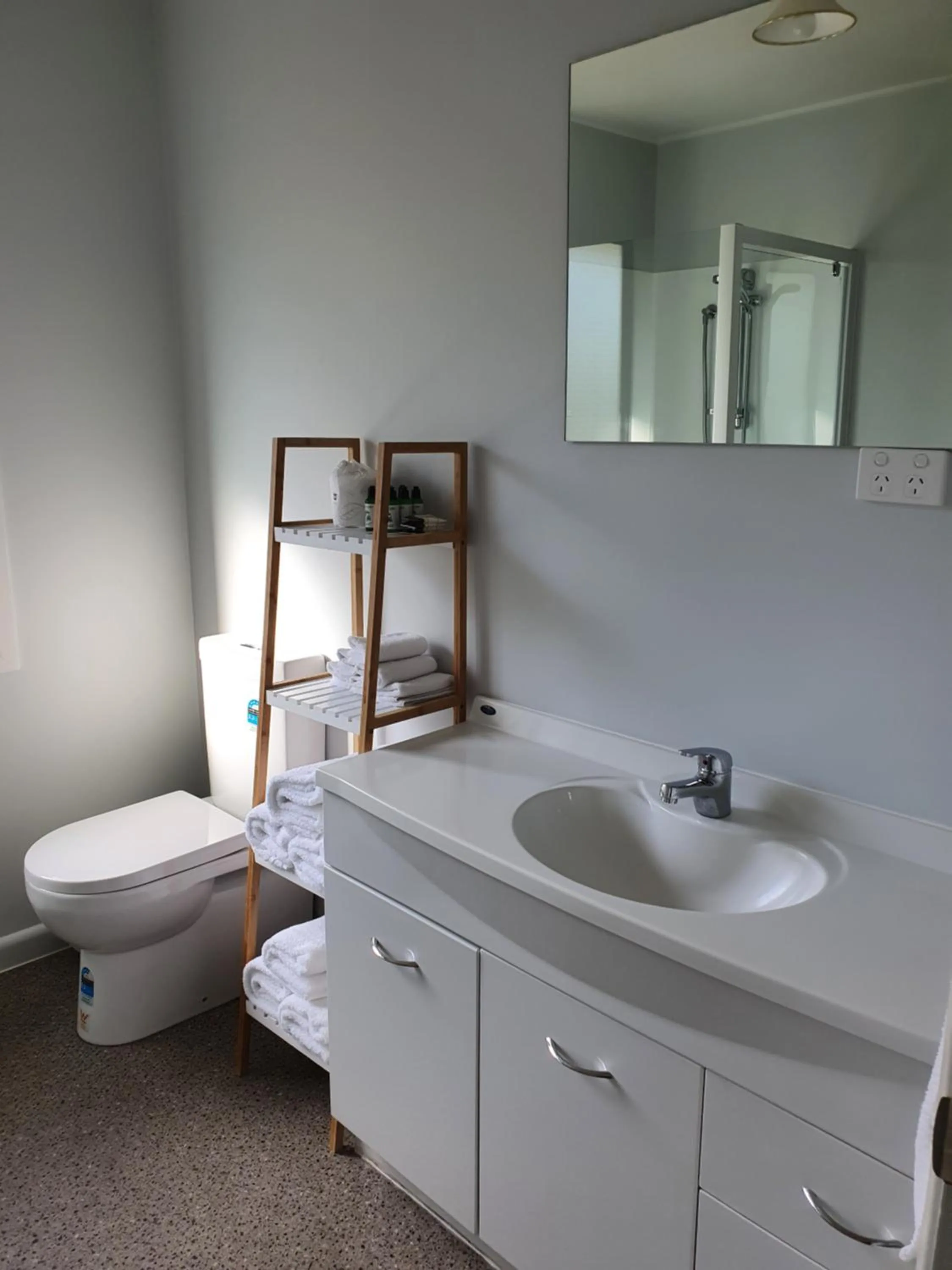 Toilet in Forest Peak Motel