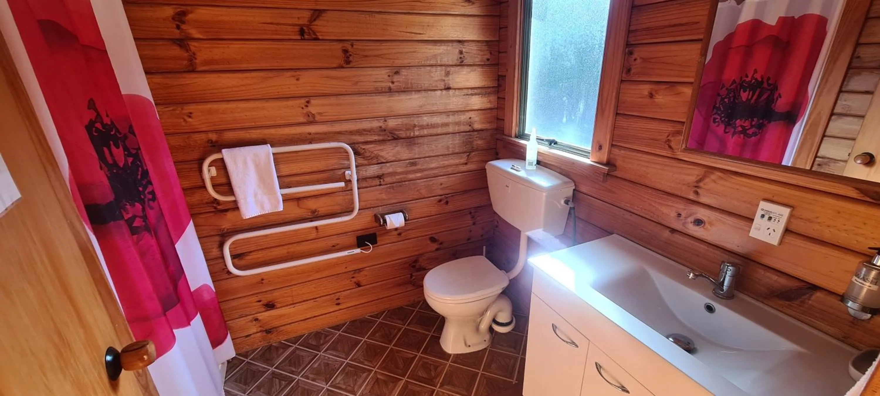 Bathroom in Forest Peak Motel